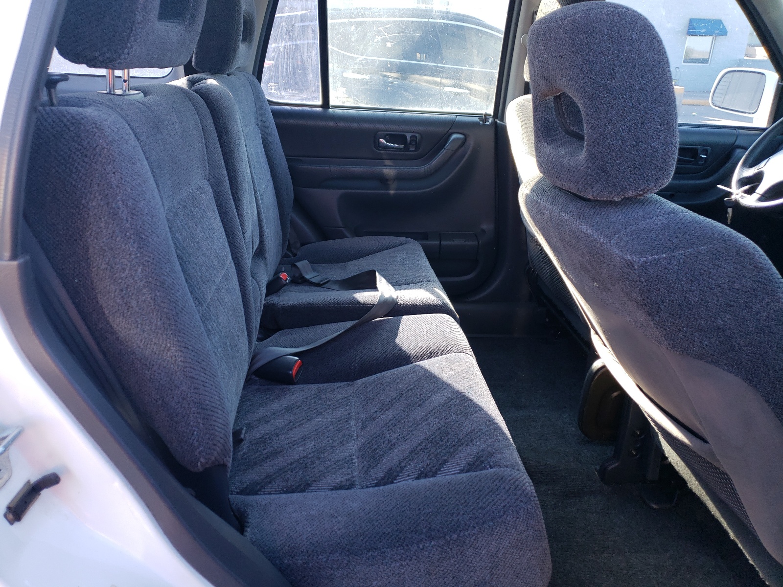 JHLRD1865YC062775 2000 Honda Cr-V Ex