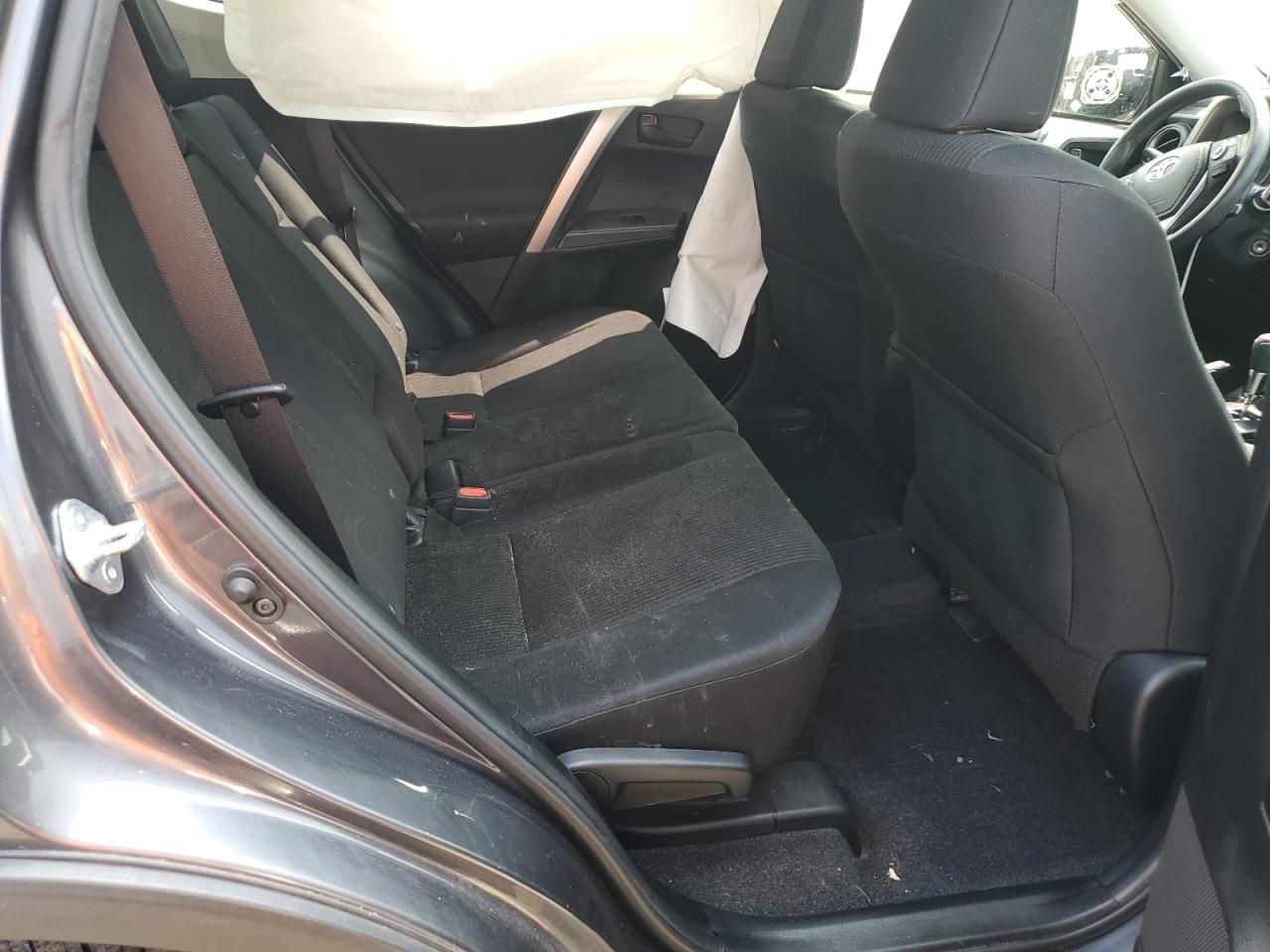 2017 Toyota Rav4 Le VIN: JTMBFREV0HJ711672 Lot: 63984794