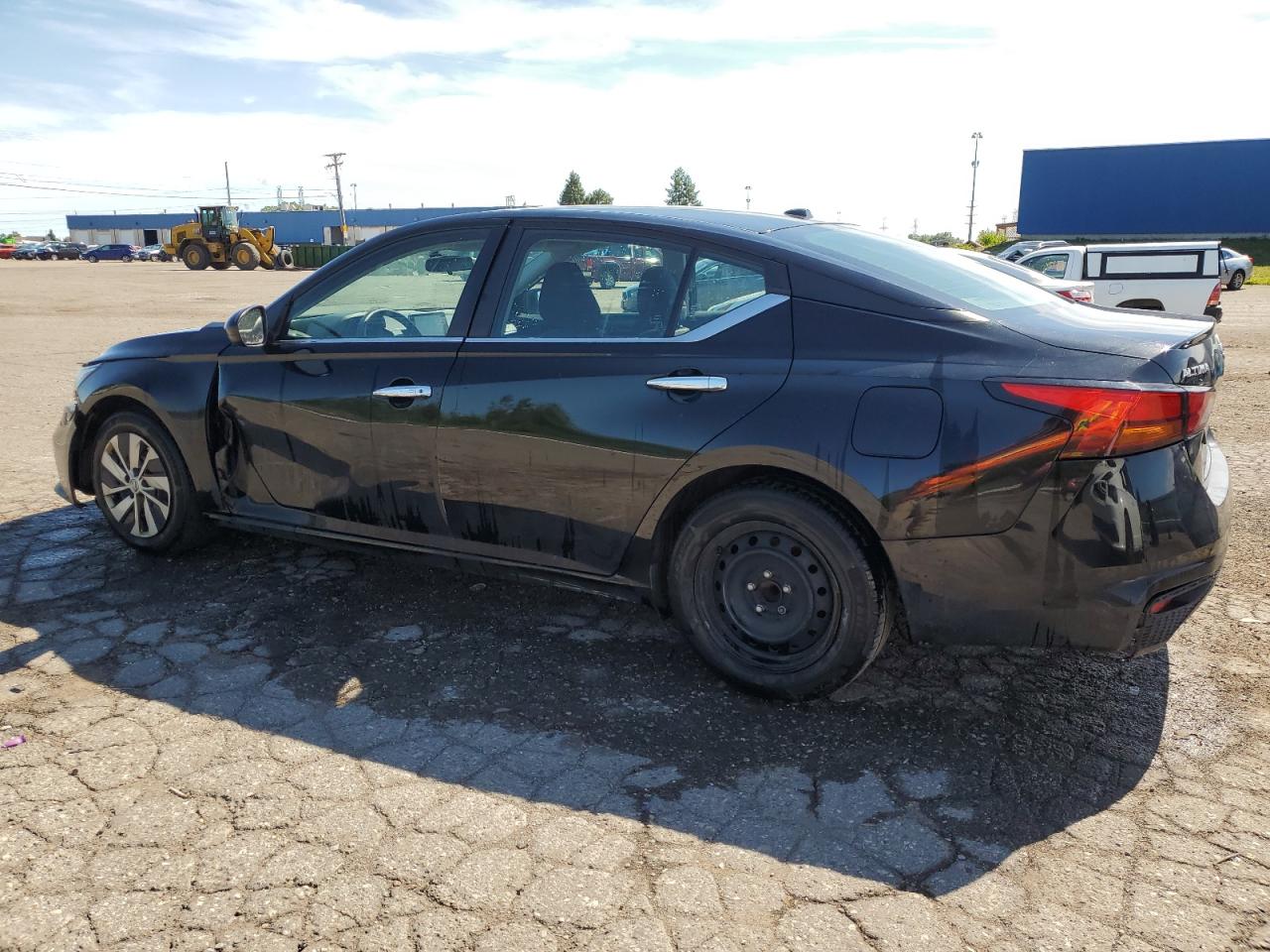 1N4BL4BV9LC132408 Nissan Altima S 2