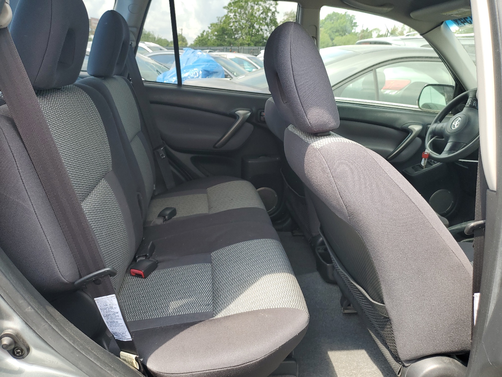 JTEGD20V050078159 2005 Toyota Rav4