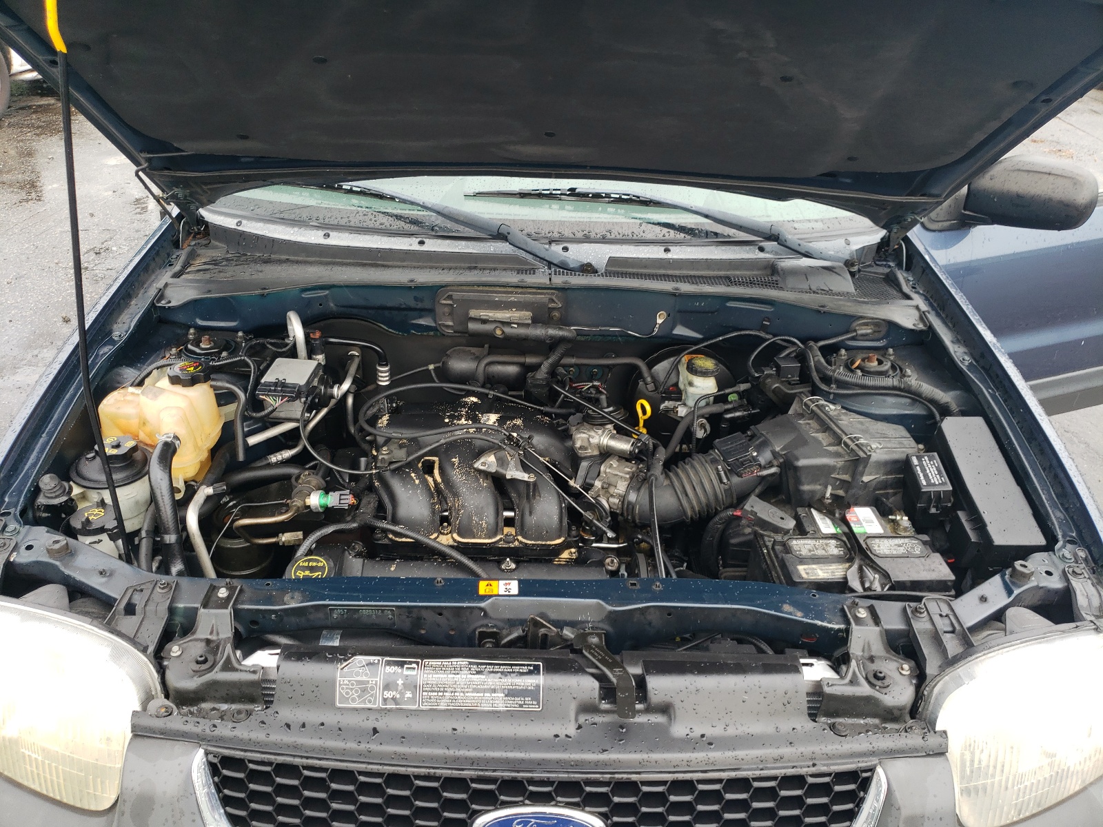 1FMYU04121KE76326 2001 Ford Escape Xlt