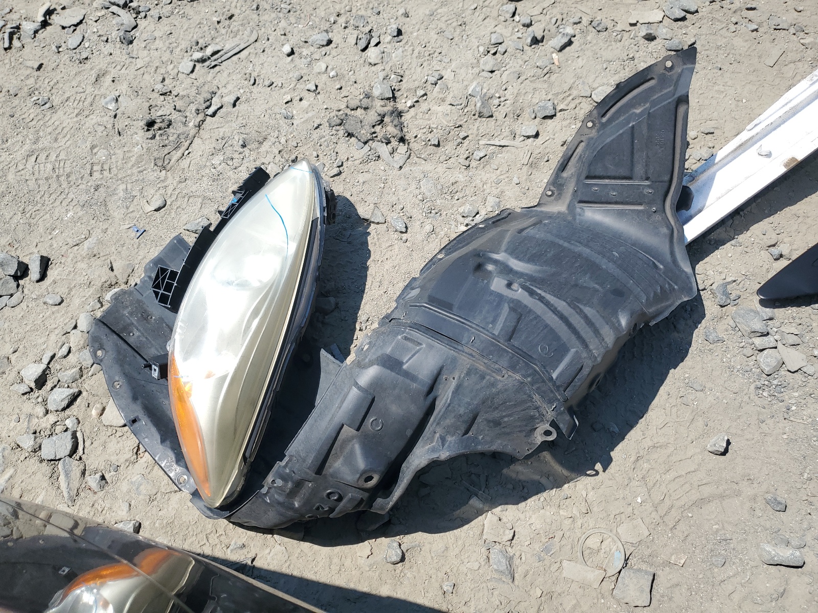 JM1CW2BLXF0182670 2015 Mazda 5 Sport