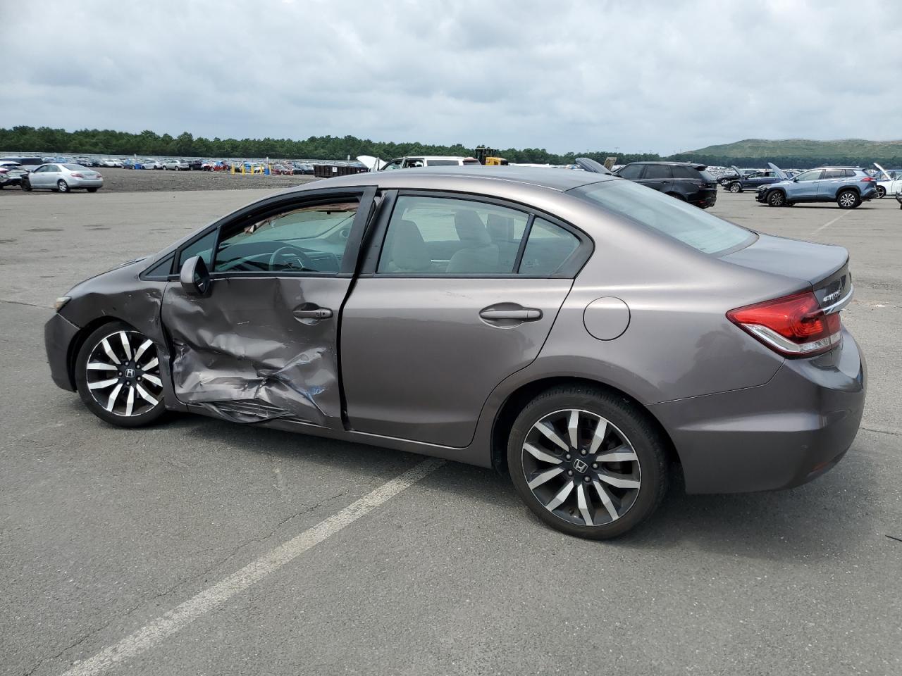 19XFB2F92FE235361 2015 HONDA CIVIC - Image 2