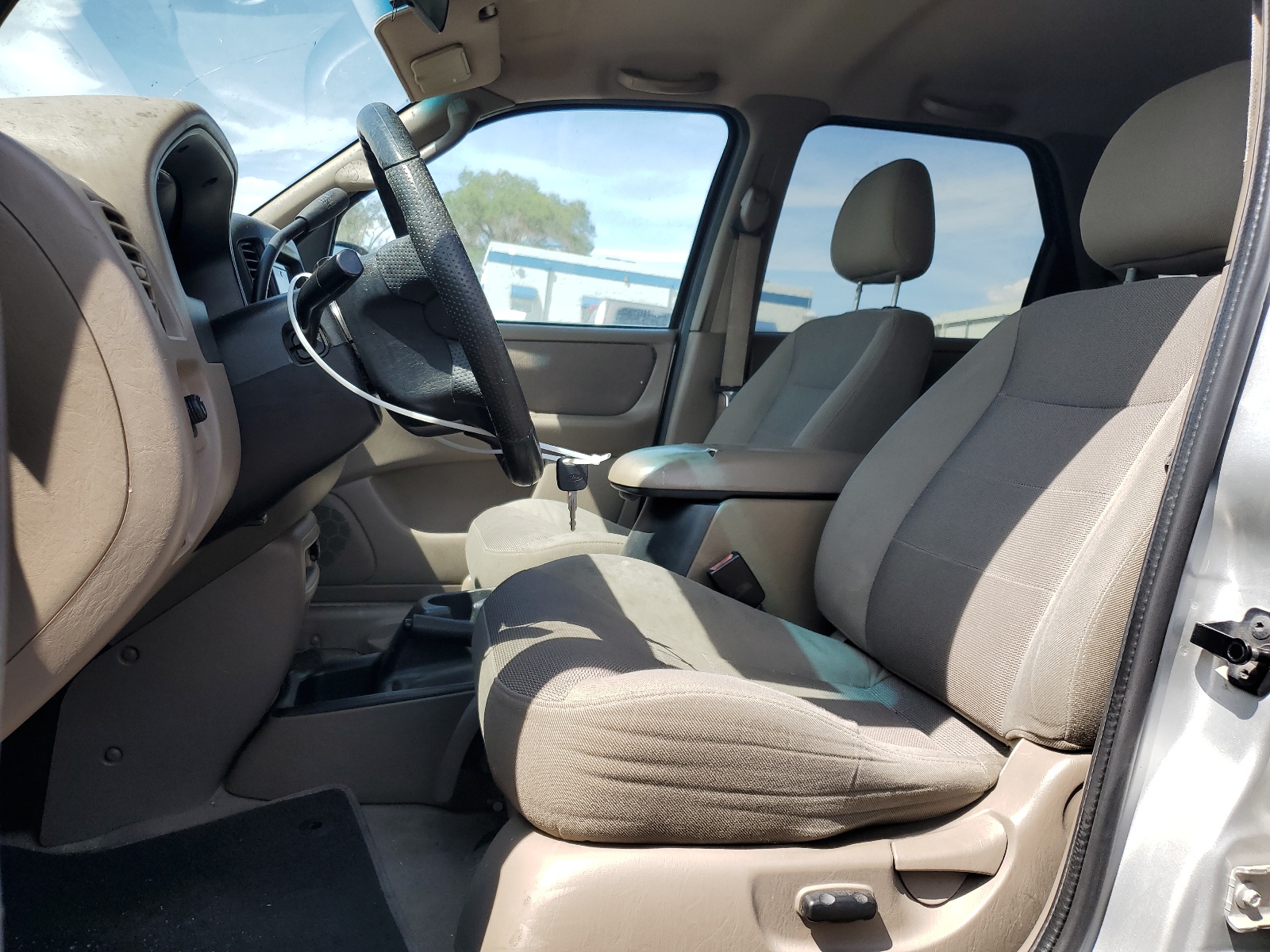 1FMYU03152KA63237 2002 Ford Escape Xlt