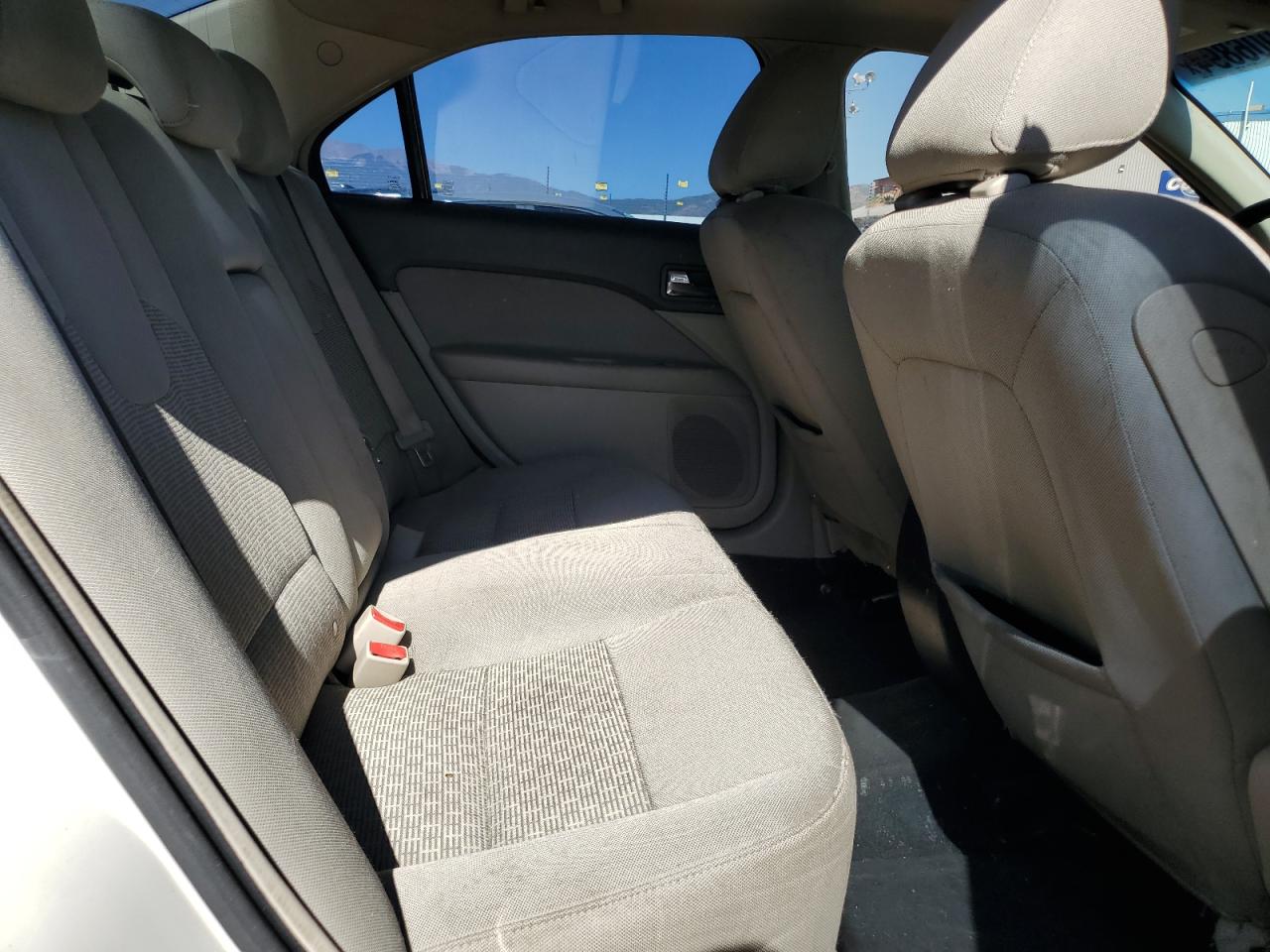 2010 Ford Fusion Se VIN: 3FAHP0HG1AR266702 Lot: 64906894