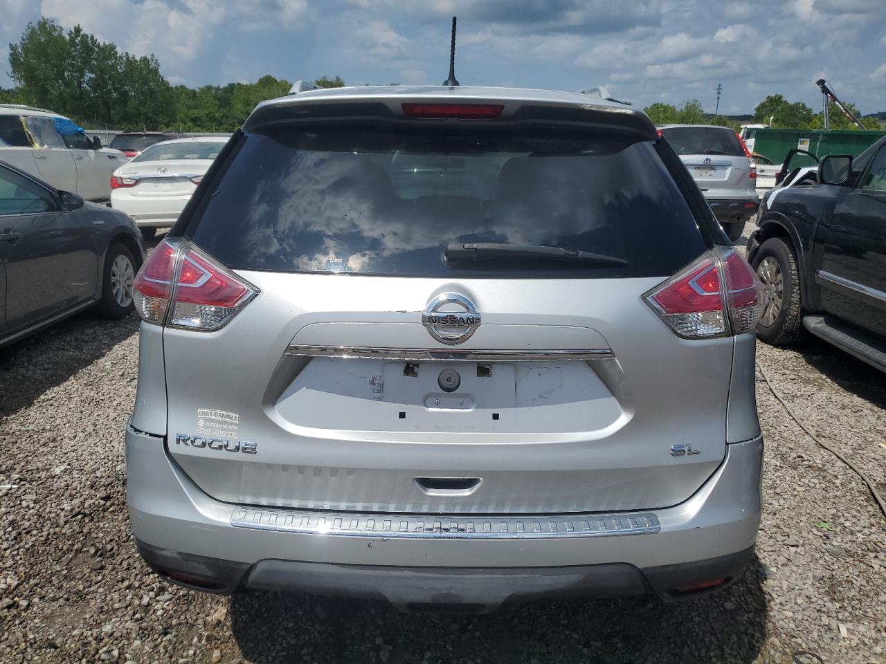 2015 Nissan Rogue S VIN: 5N1AT2MT2FC864885 Lot: 63245554