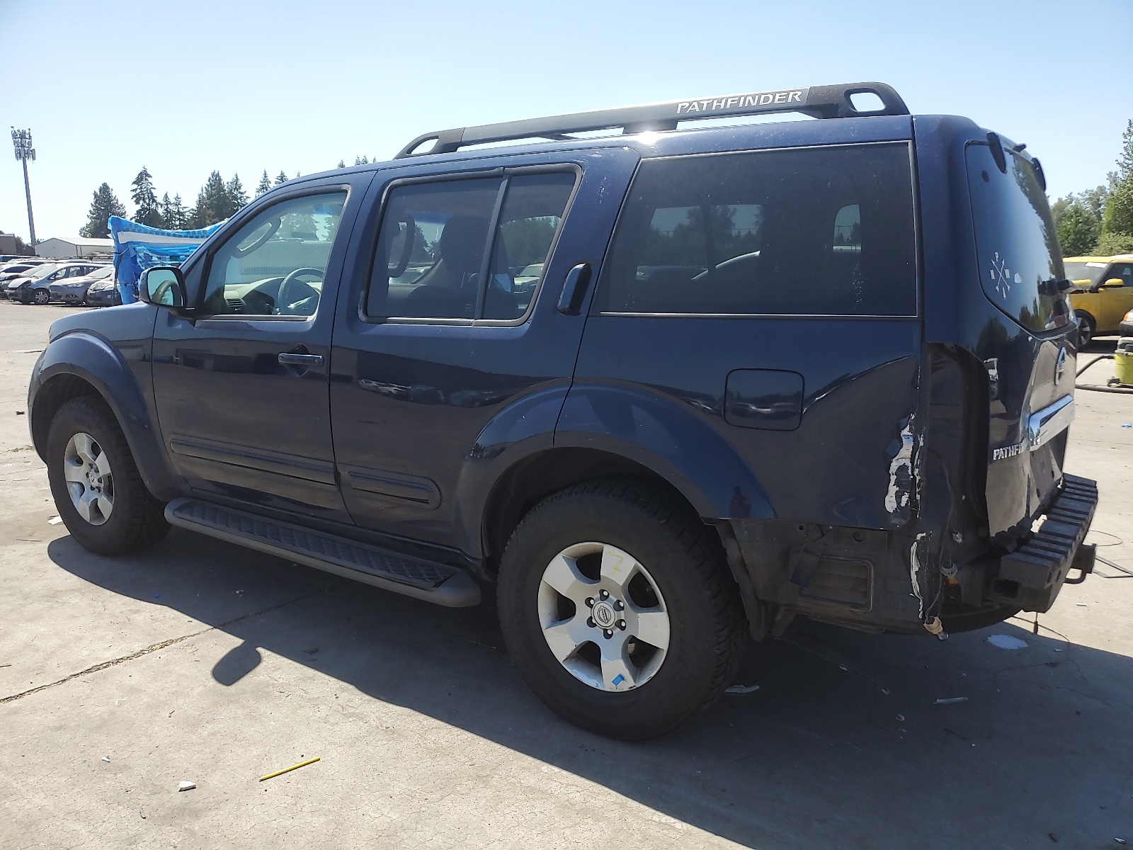 5N1AR18W76C618282 2006 Nissan Pathfinder Le