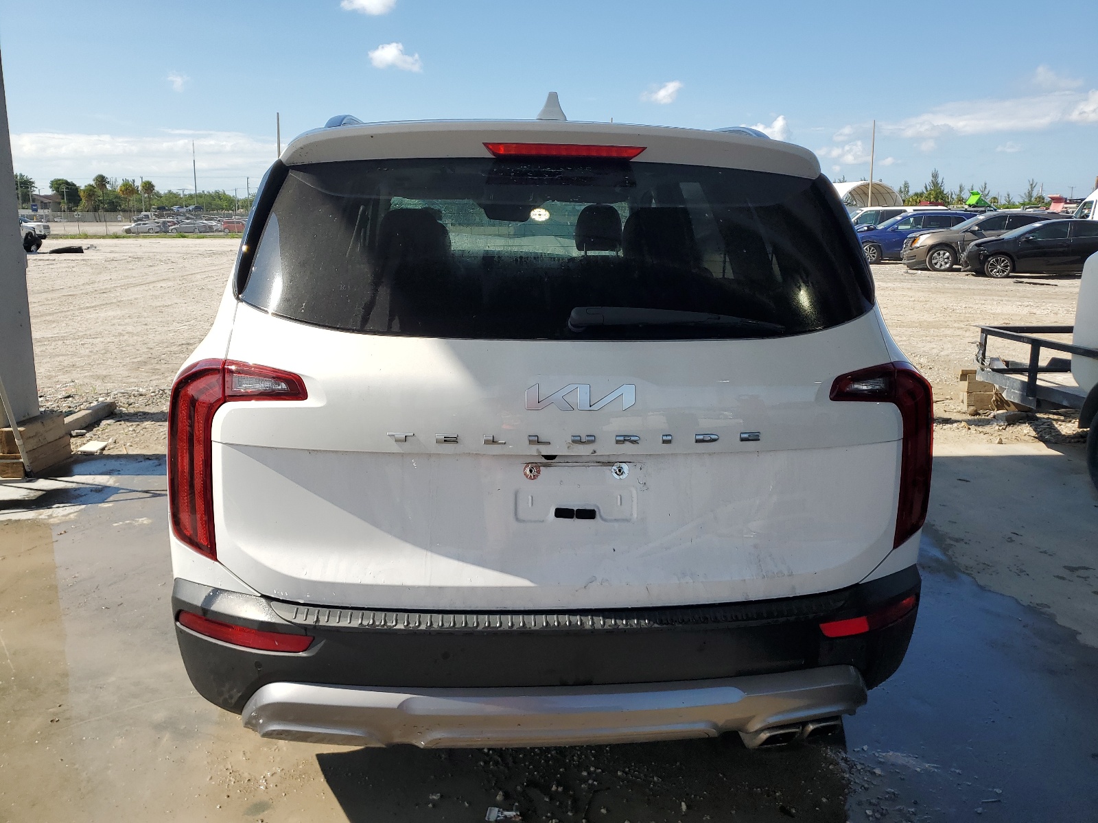 2022 Kia Telluride S vin: 5XYP64HC8NG283736