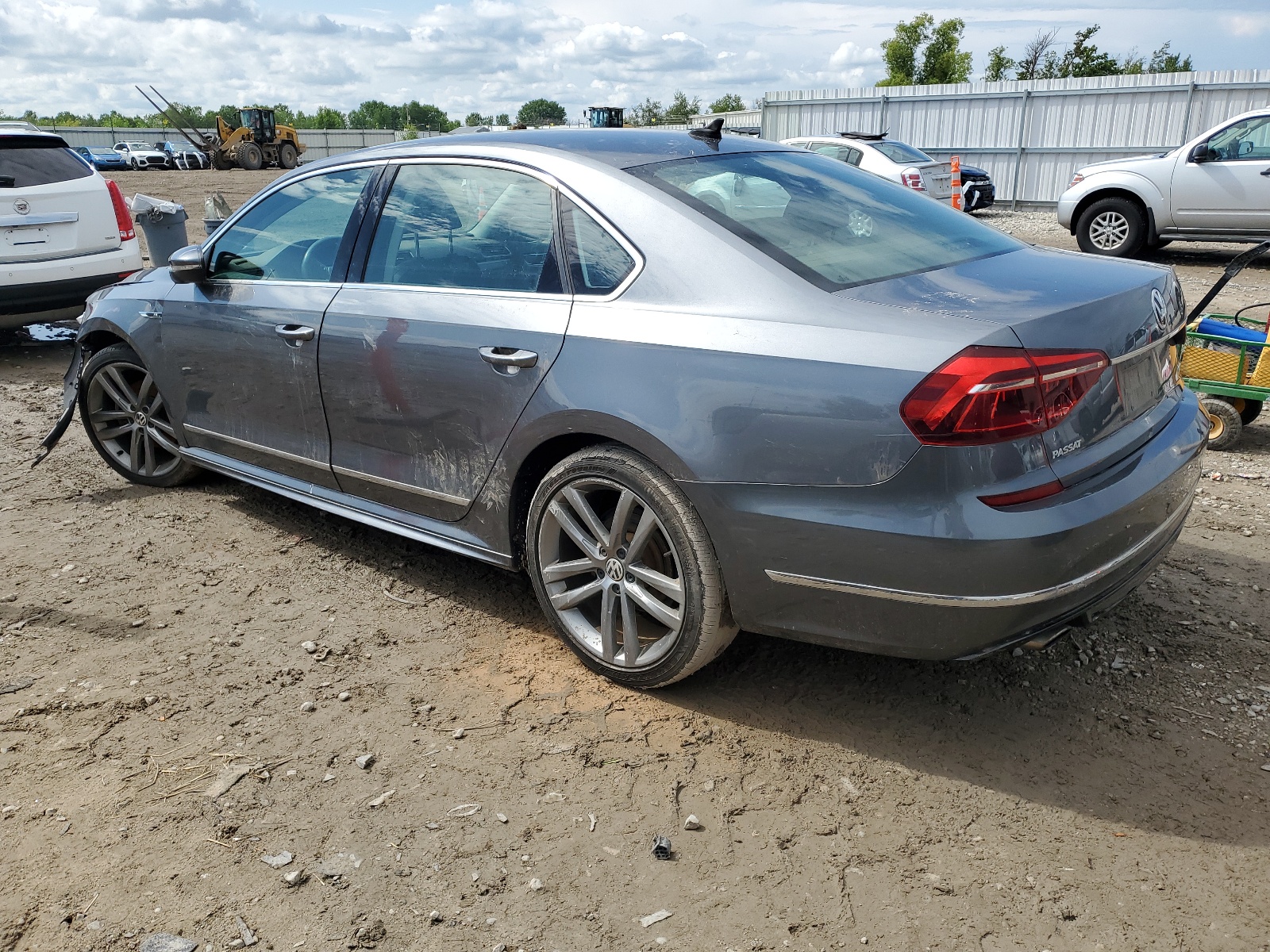 2017 Volkswagen Passat R-Line vin: 1VWDT7A31HC051721