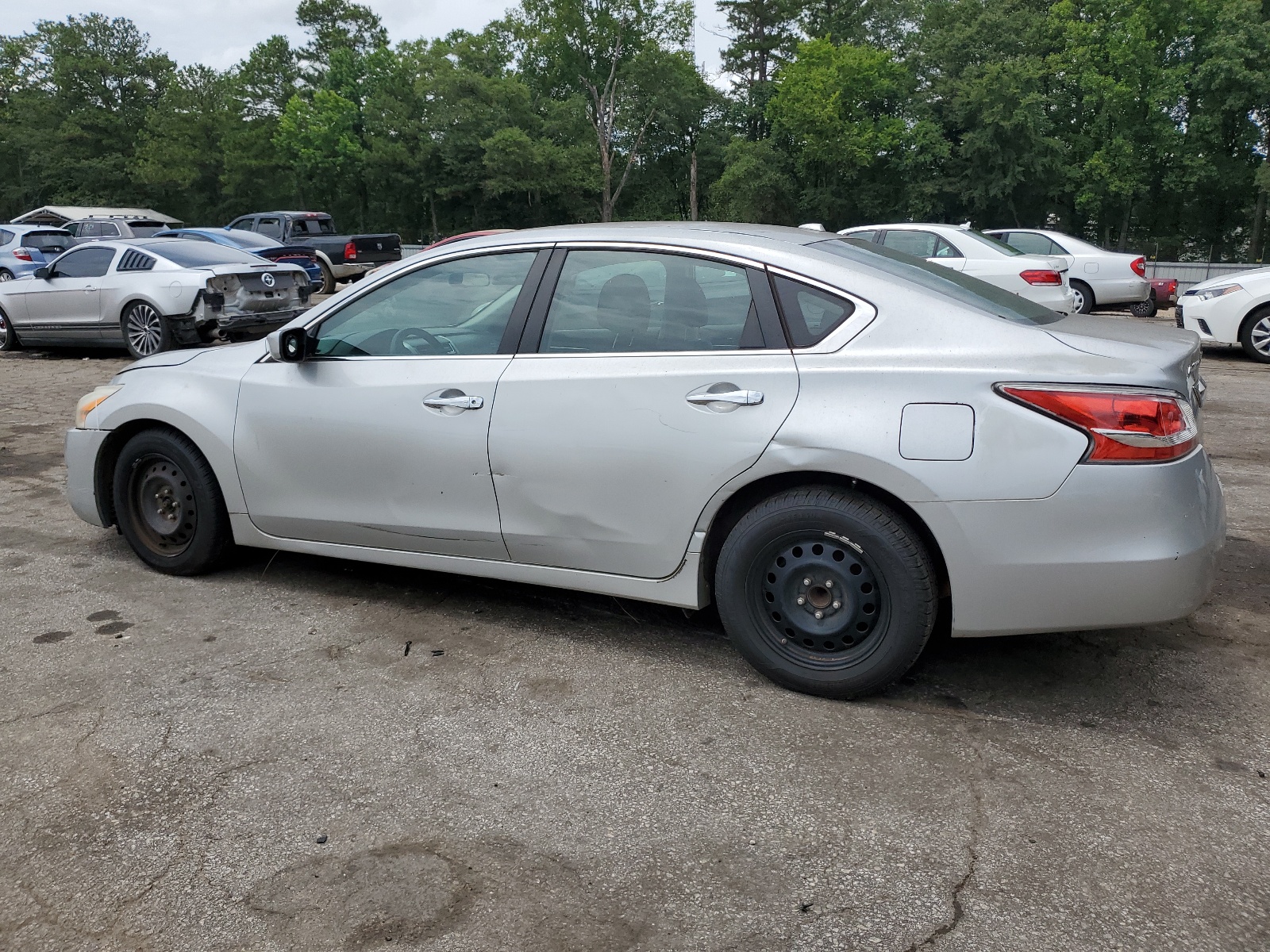 2015 Nissan Altima 2.5 vin: 1N4AL3AP2FN887353