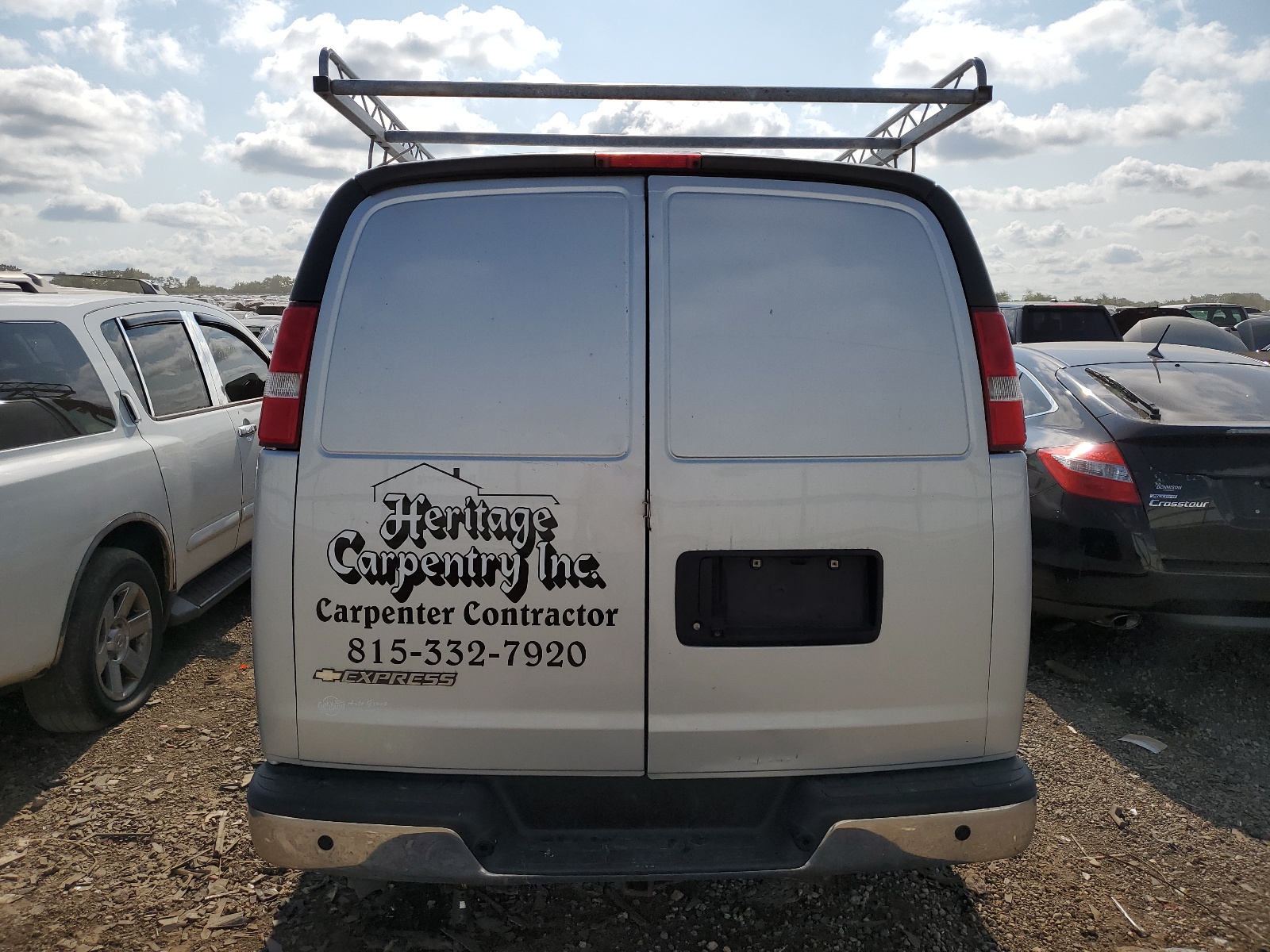 1GCWGBFF5H1156313 2017 Chevrolet Express G2500