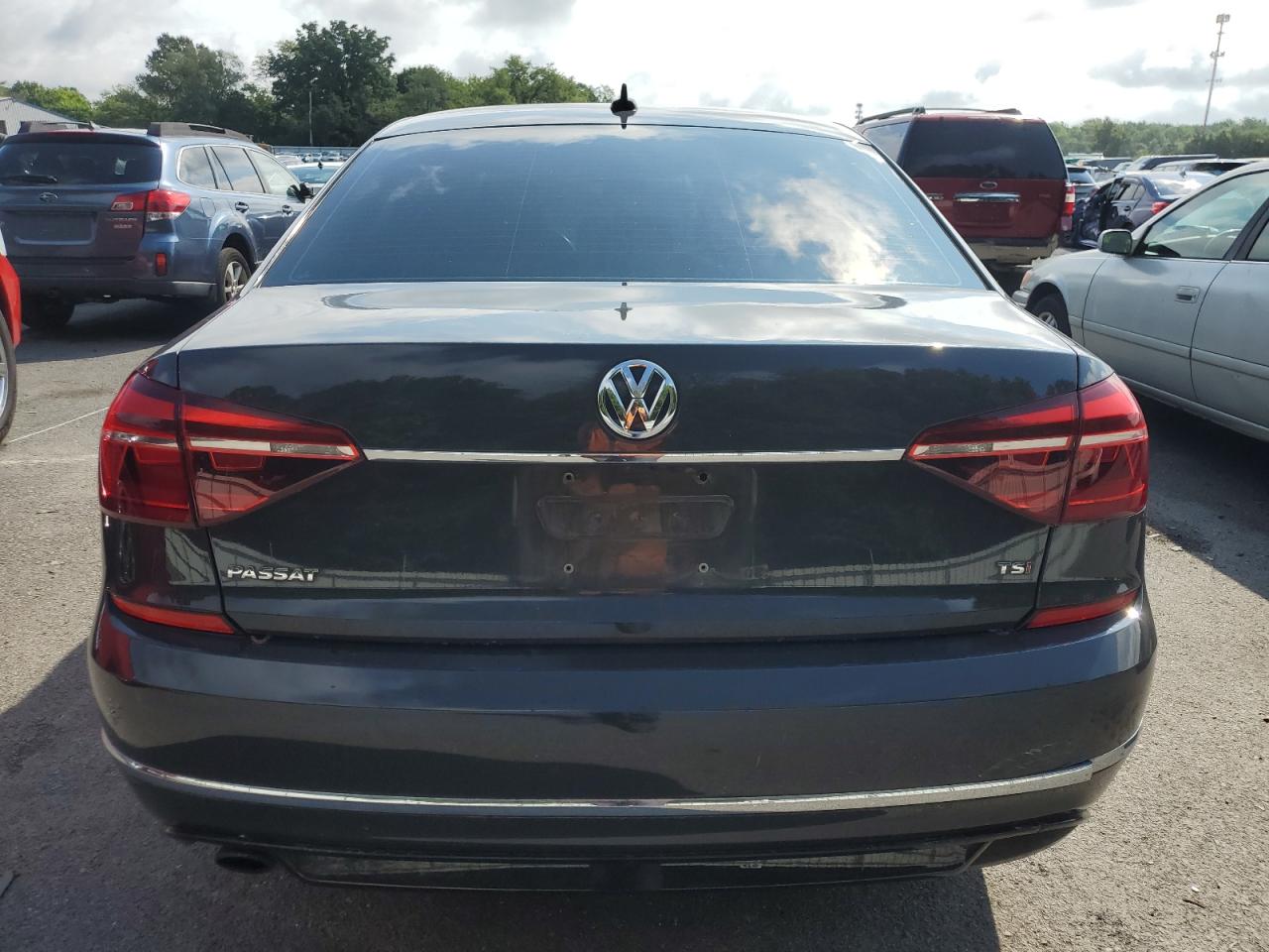 2017 Volkswagen Passat R-Line VIN: 1VWDT7A39HC079203 Lot: 64367184