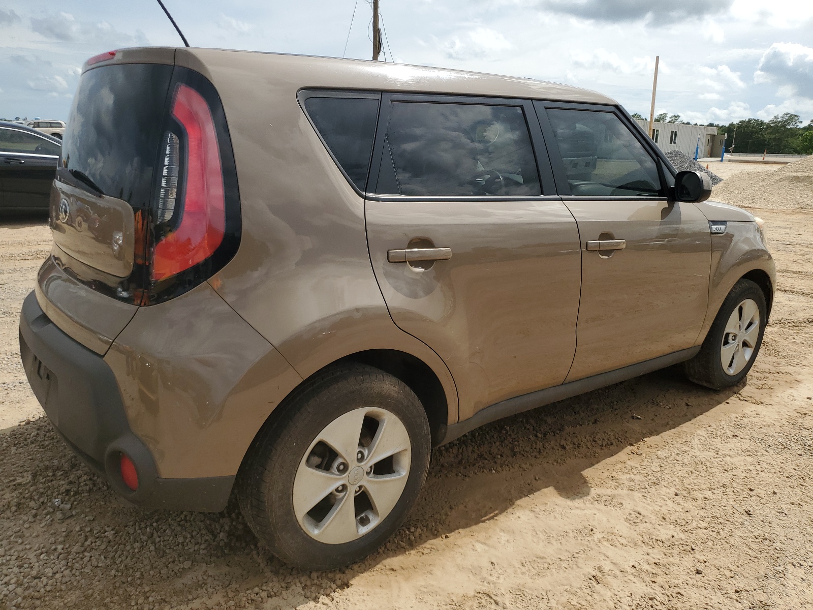 2015 Kia Soul vin: KNDJN2A21F7207465