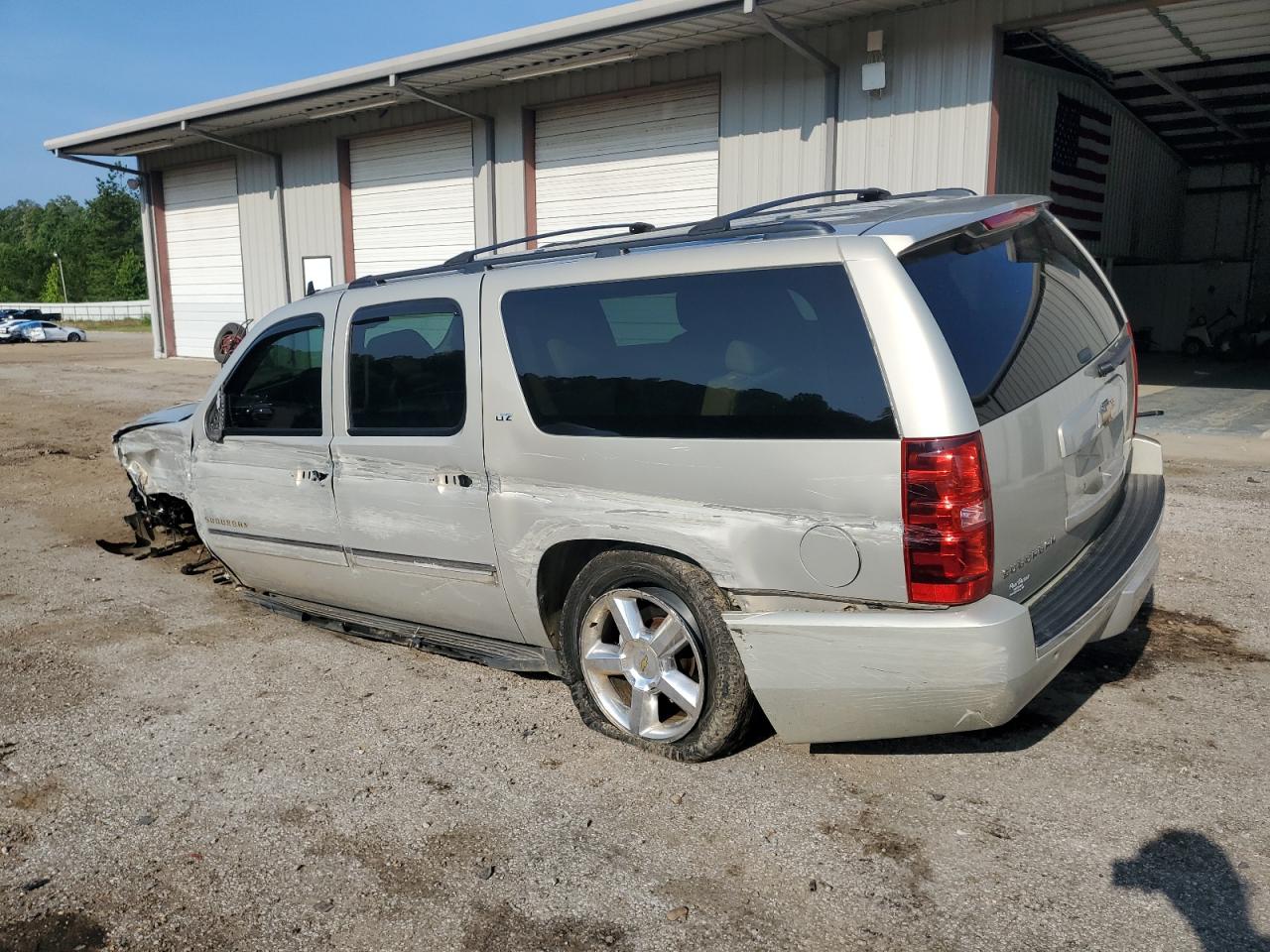 2011 Chevrolet Suburban C1500 Ltz VIN: 1GNSCKE0XBR289754 Lot: 61263854