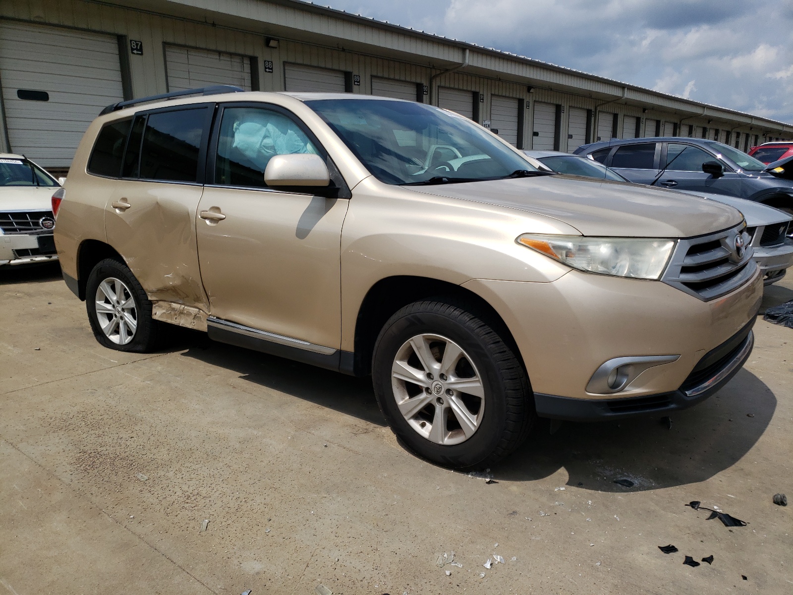 5TDBK3EH8BS073006 2011 Toyota Highlander Base