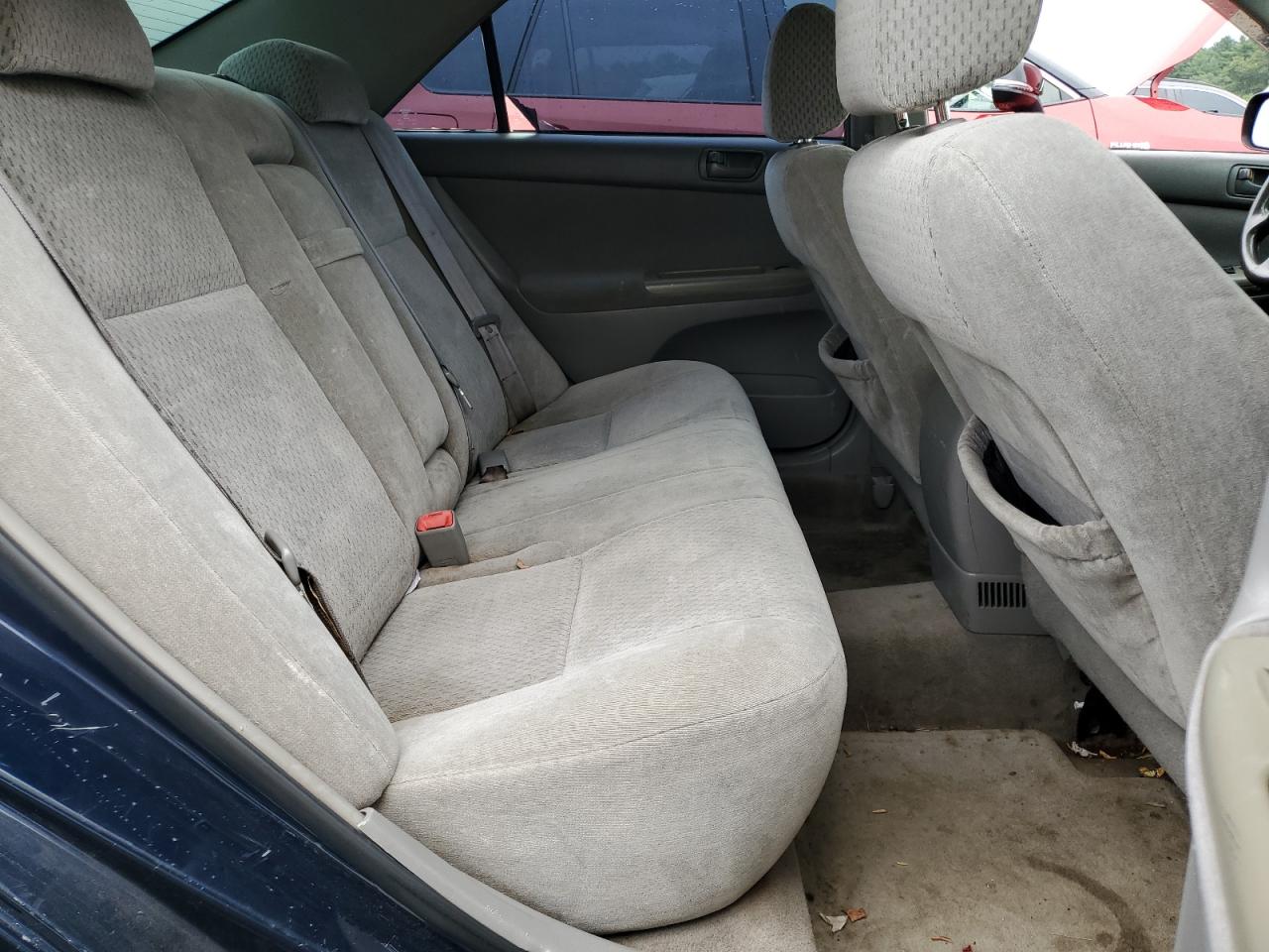 2004 Toyota Camry Le VIN: 4T1BE32KX4U300312 Lot: 65135714