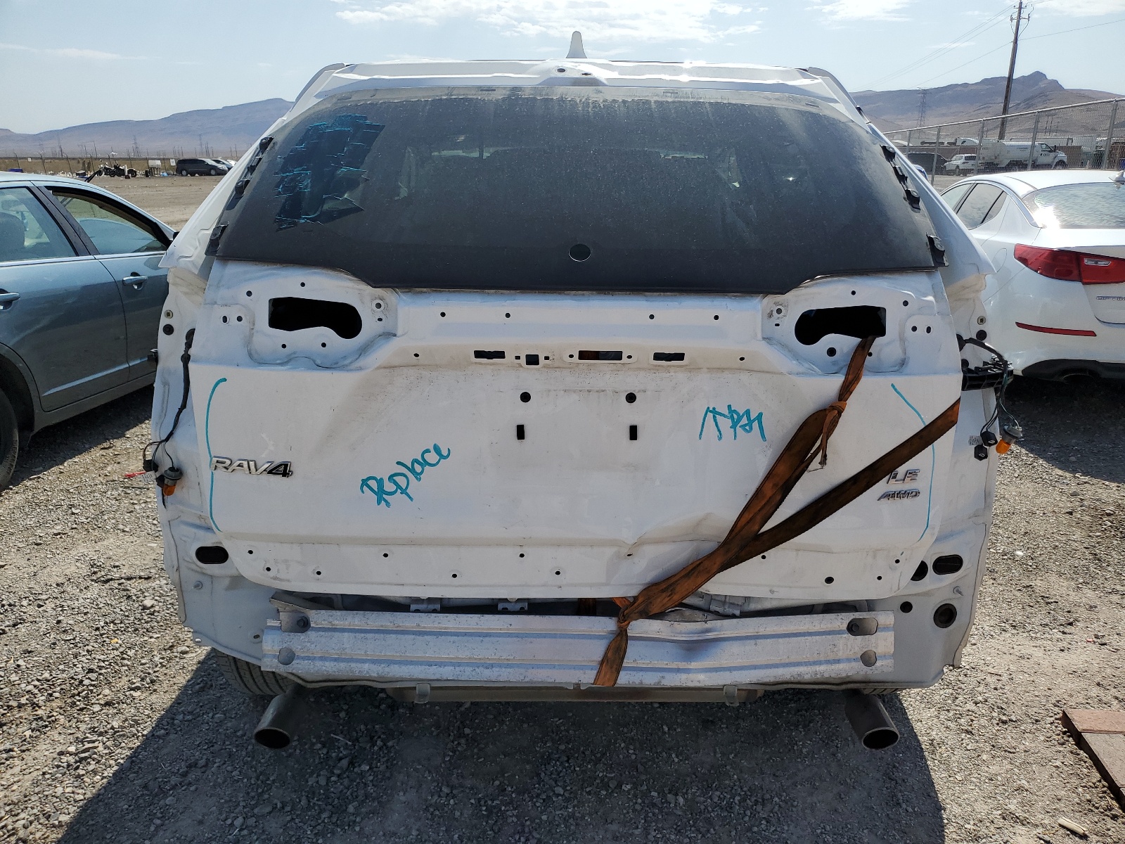 2T3F1RFV7NW295227 2022 Toyota Rav4 Le