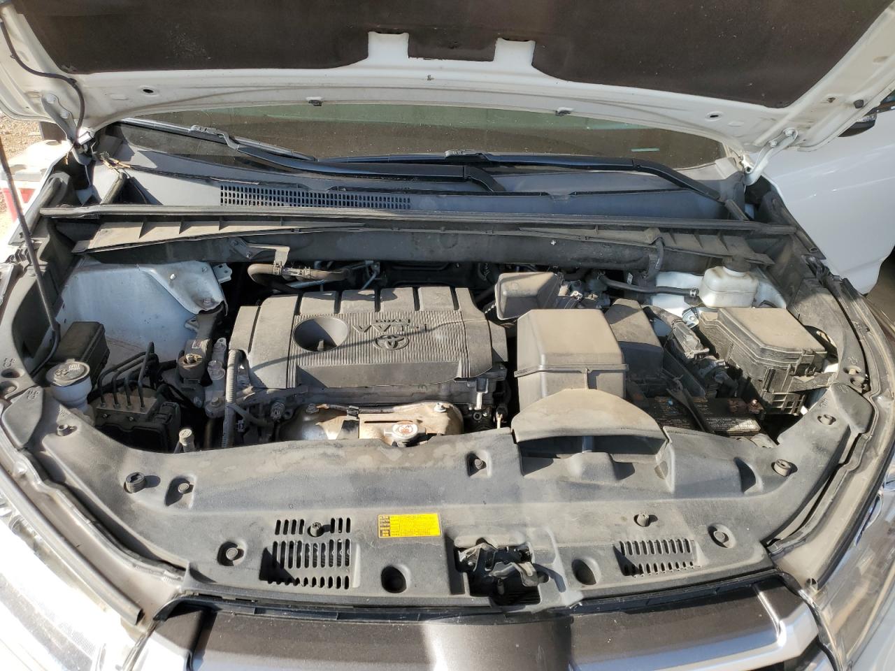 2019 Toyota Highlander Le VIN: 5TDZARFH0KS044909 Lot: 63205544