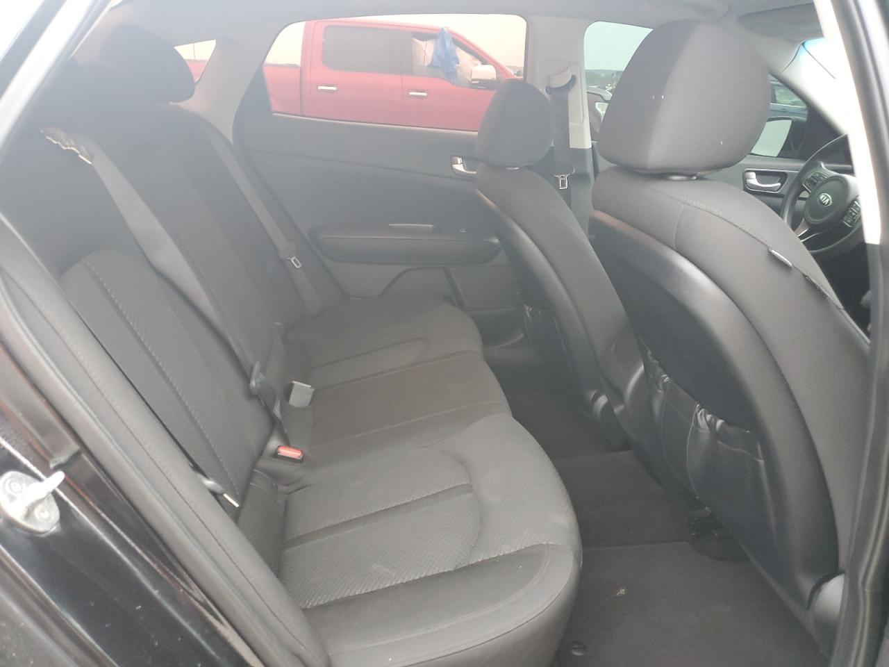 2018 Kia Optima Lx VIN: 5XXGT4L30JG261941 Lot: 64980444