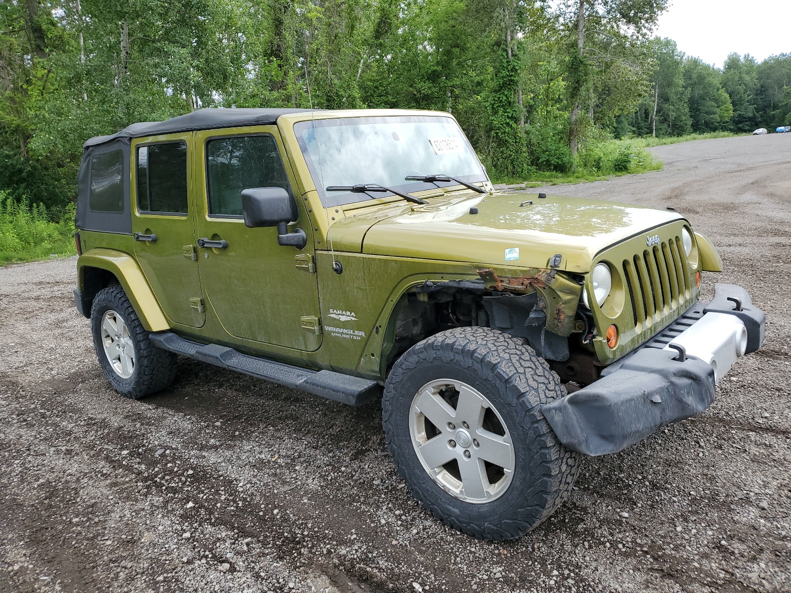 1J4BA5H12AL210657 2010 Jeep Wrangler Unlimited Sahara