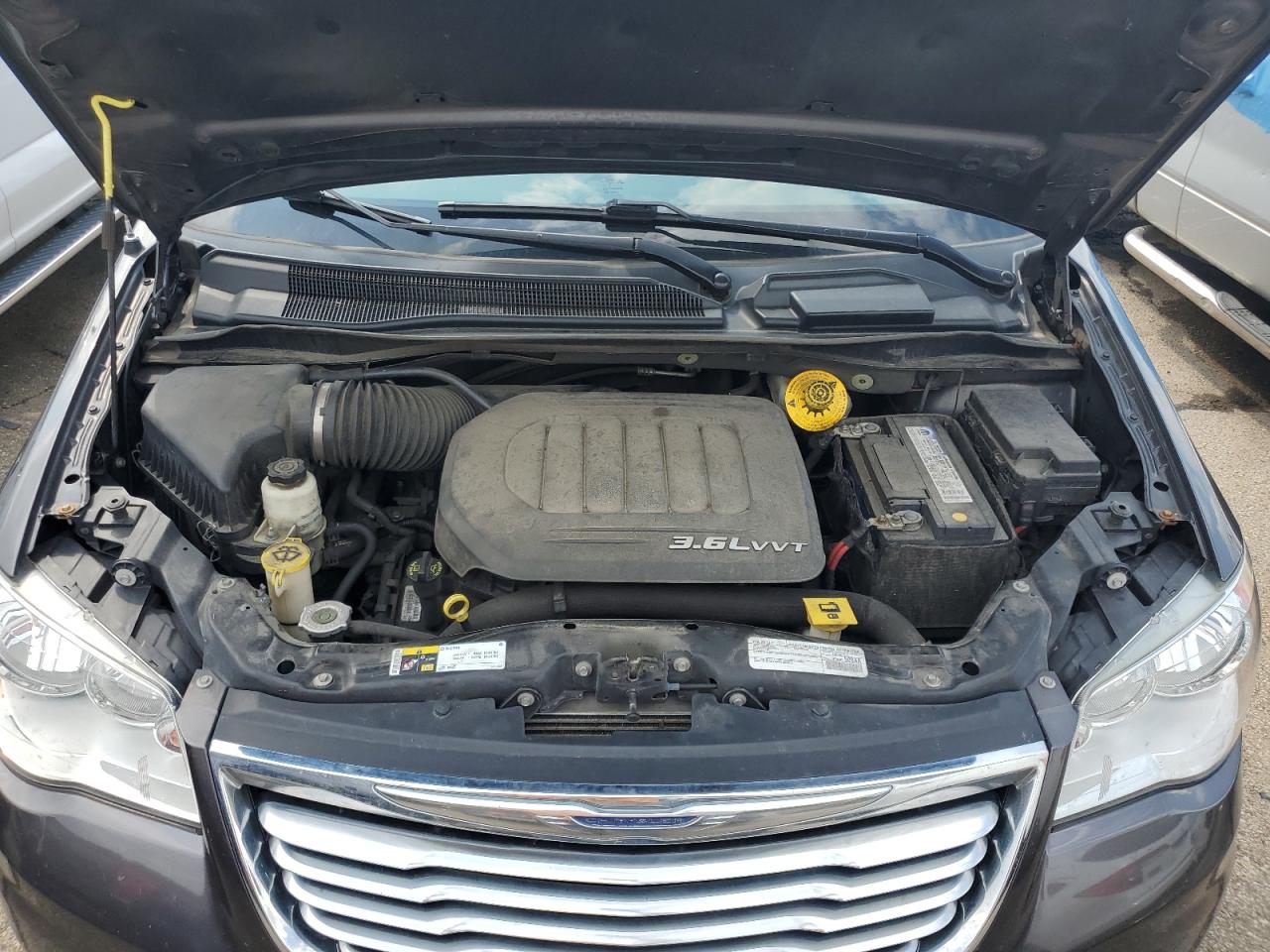 2016 Chrysler Town & Country Touring VIN: 2C4RC1BG4GR231563 Lot: 63833914