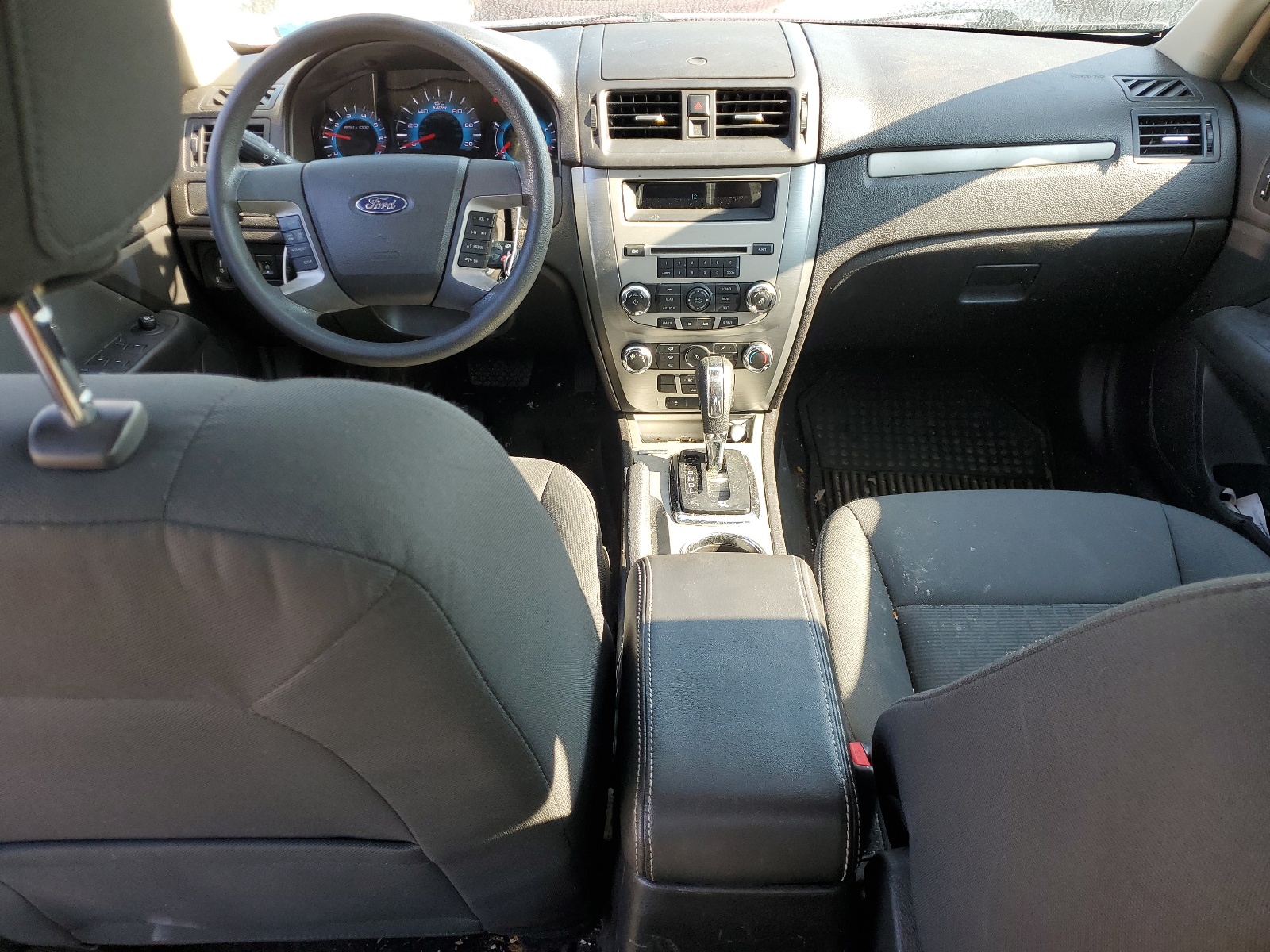 3FAHP0HA3AR401769 2010 Ford Fusion Se