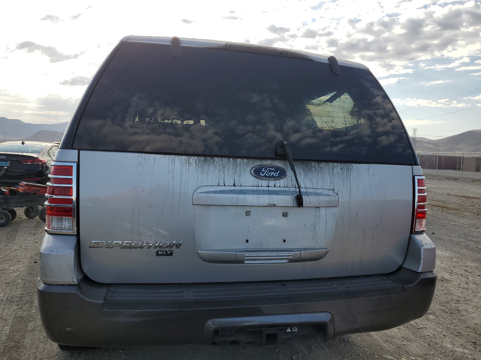 1FMFU16L44LA79579 2004 Ford Expedition Xlt