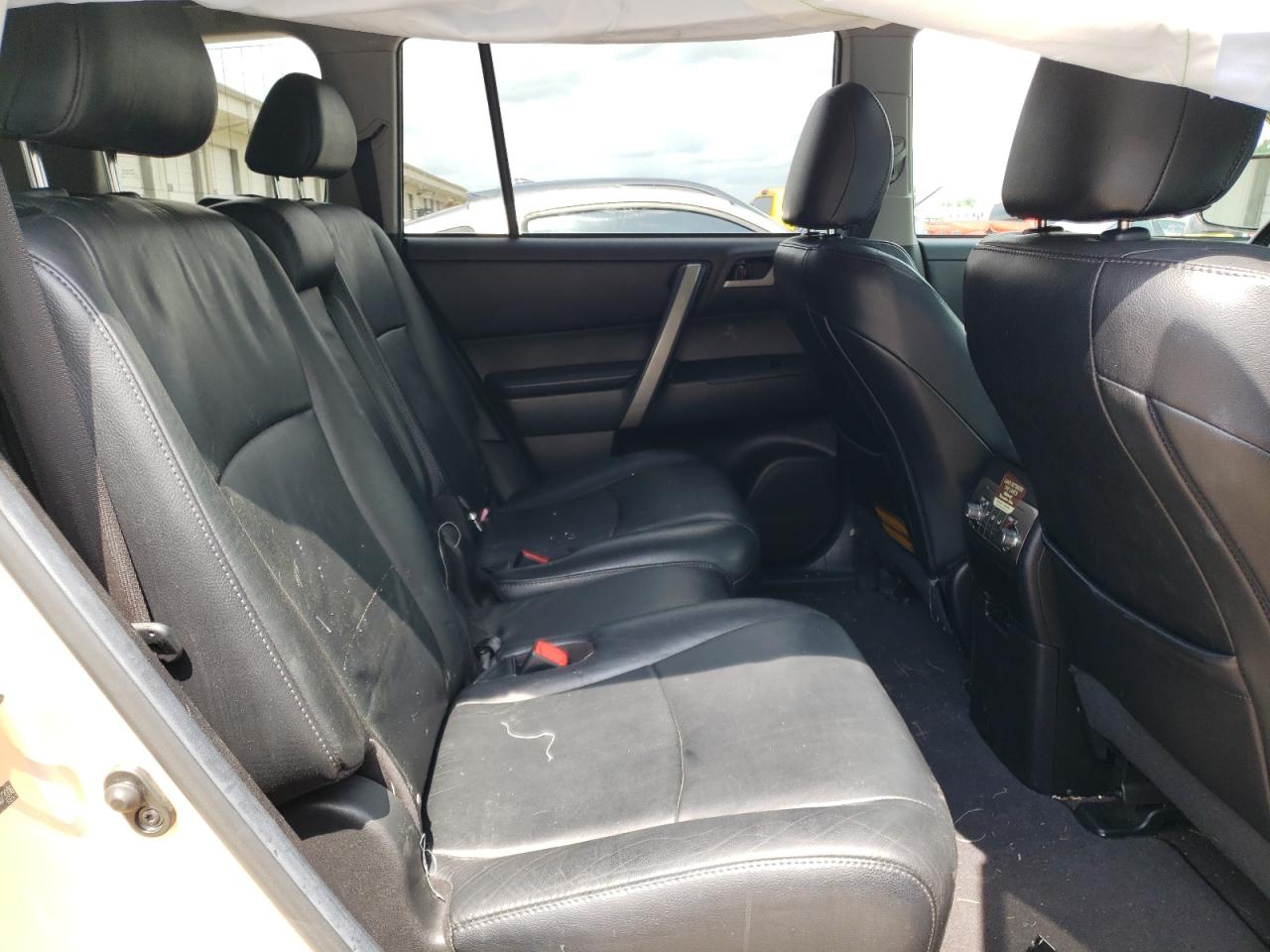 2011 Toyota Highlander Base VIN: 5TDBK3EH8BS073006 Lot: 63486064