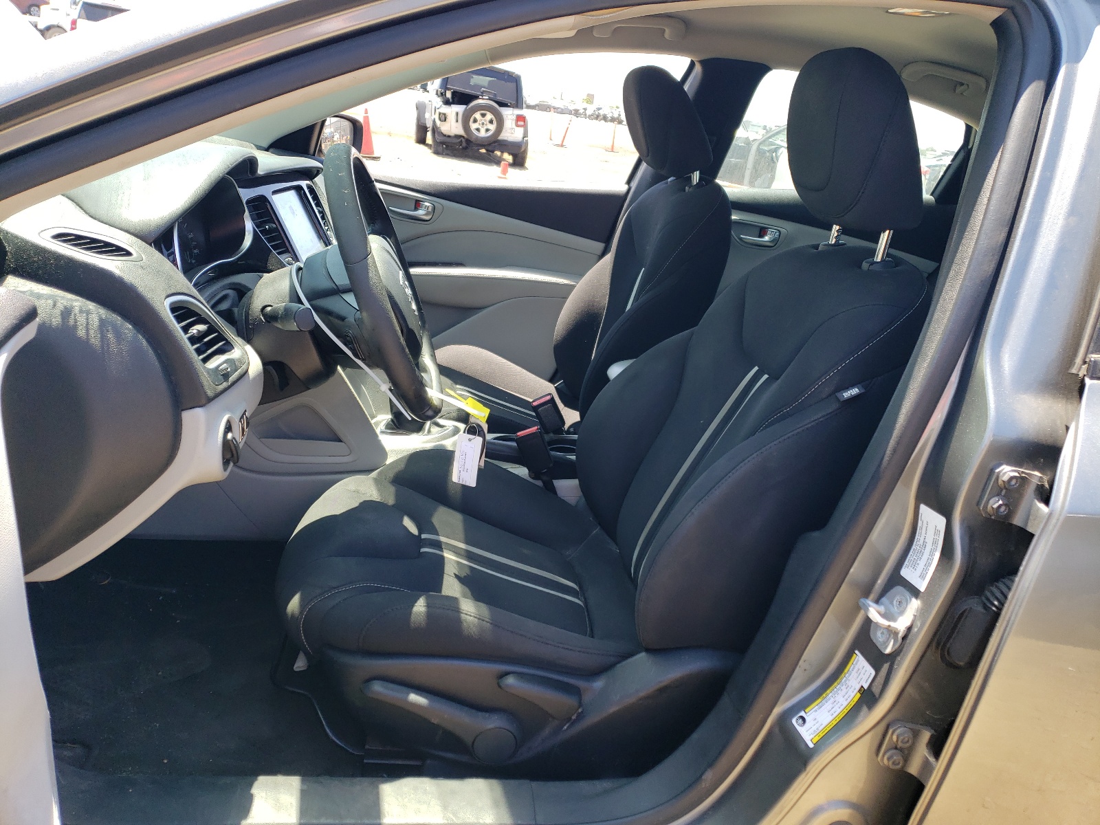 1C3CDFBAXDD306829 2013 Dodge Dart Sxt