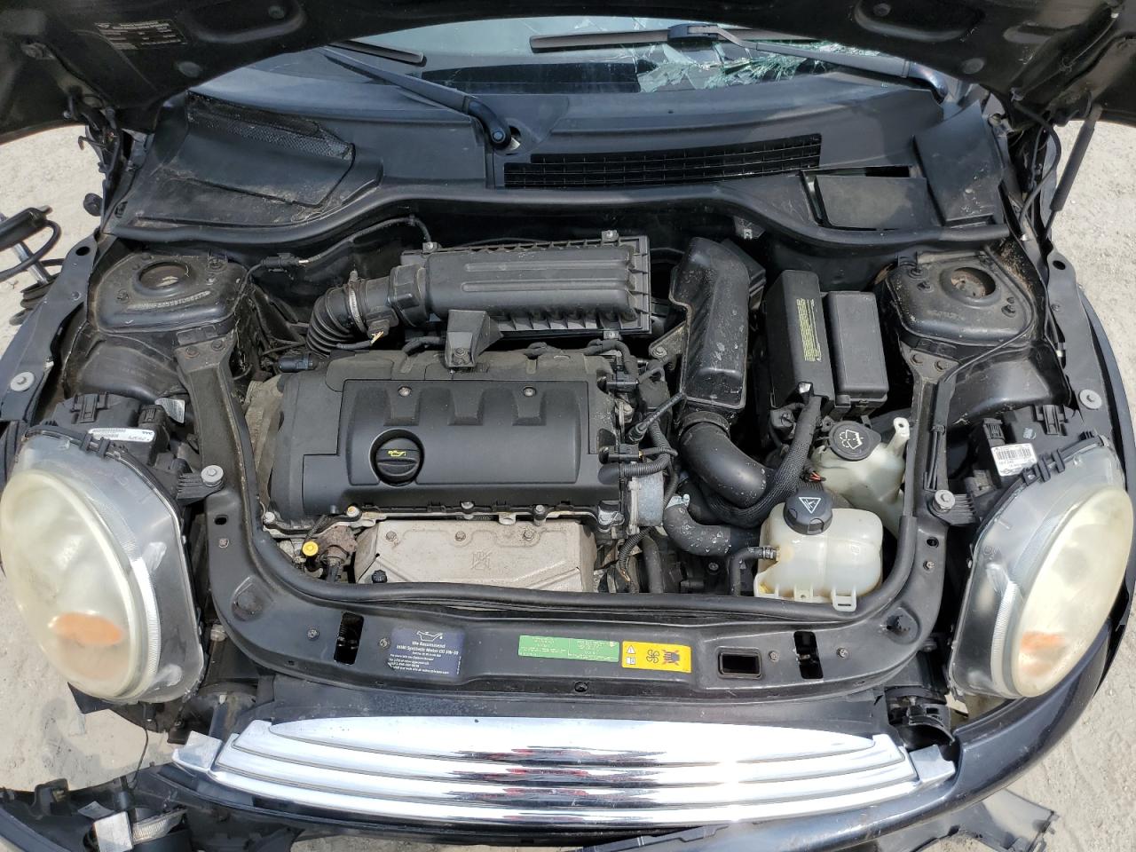 2008 Mini Cooper VIN: WMWMF33558TU68273 Lot: 64809854