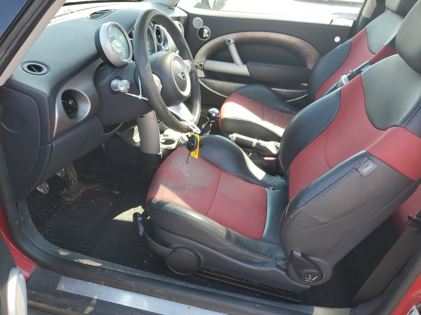 WMWRE33505TL12209 2005 Mini Cooper S