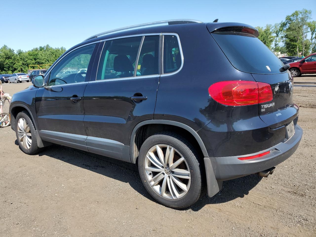 2016 Volkswagen Tiguan S VIN: WVGBV7AXXGW584120 Lot: 63851934