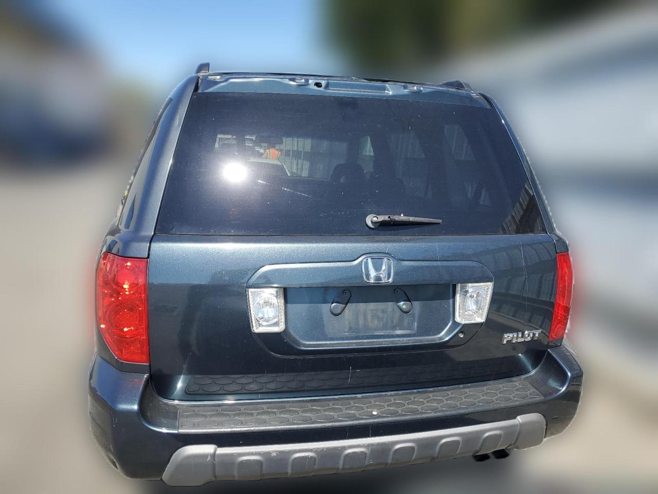 2004 Honda Pilot Exl VIN: 2HKYF18624H536554 Lot: 65017884