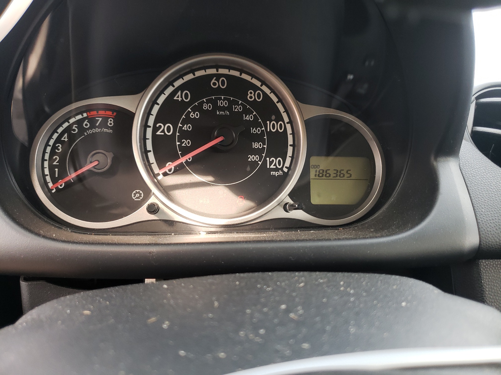 JM1DE1HY6B0102697 2011 Mazda Mazda2