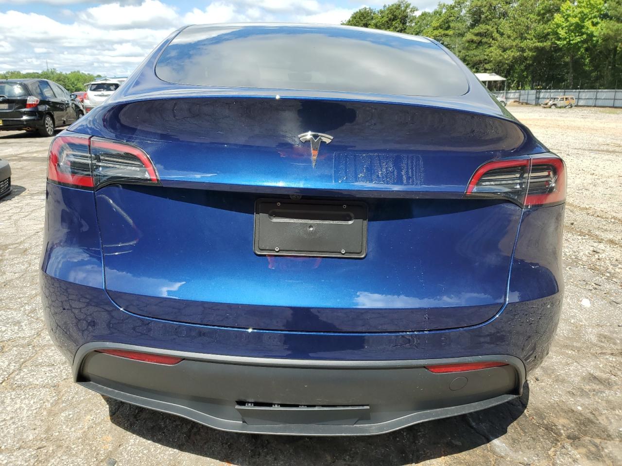 7SAYGDED5RF077269 Tesla Model Y  6