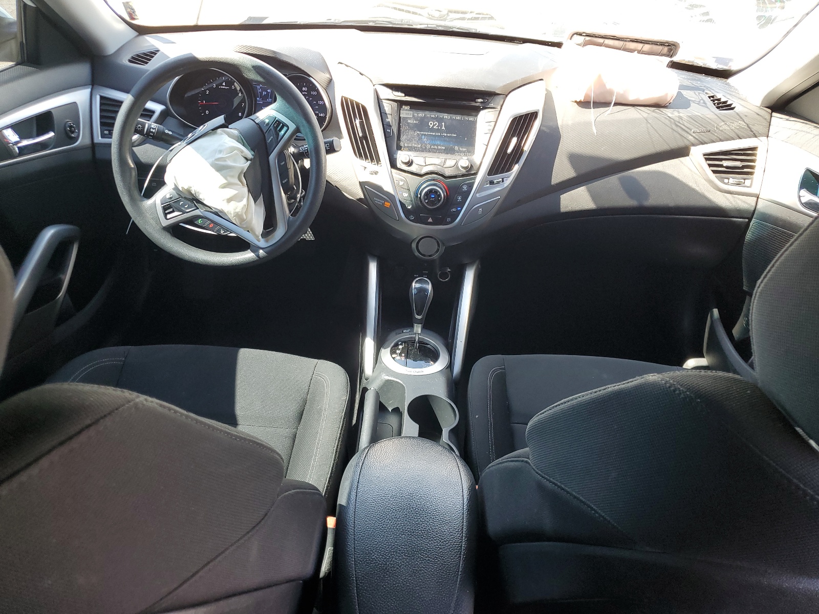 KMHTC6AD3GU269892 2016 Hyundai Veloster