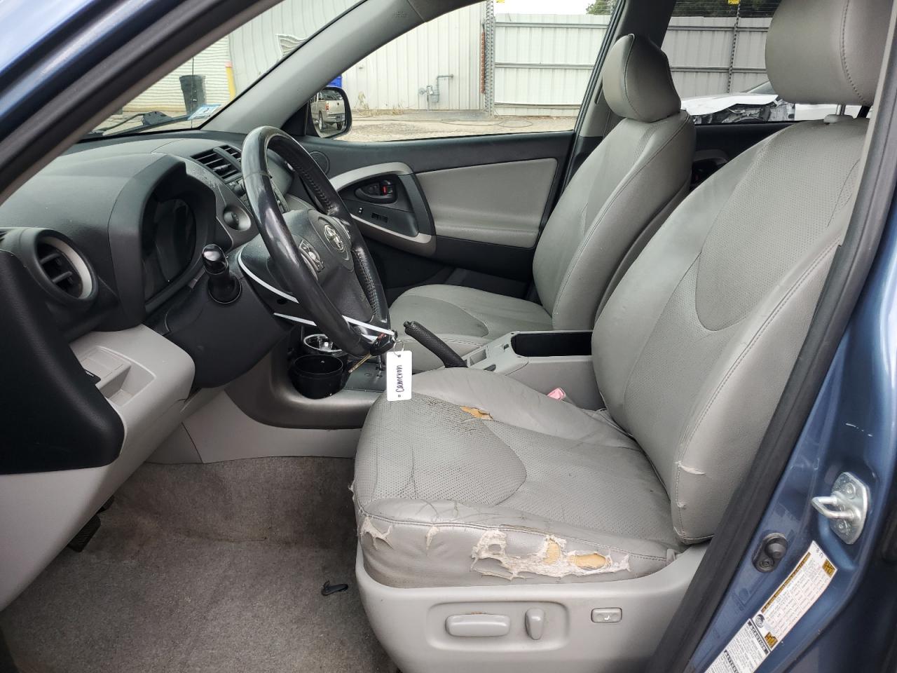 2008 Toyota Rav4 Limited VIN: JTMBD31V186070205 Lot: 63455454