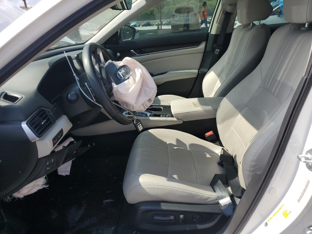 2021 Honda Accord Touring VIN: 1HGCV2F98MA006825 Lot: 62096764