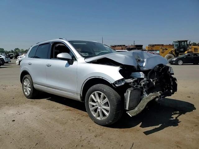 2014 Volkswagen Touareg V6 Tdi VIN: WVGEP9BP4ED013023 Lot: 63426294