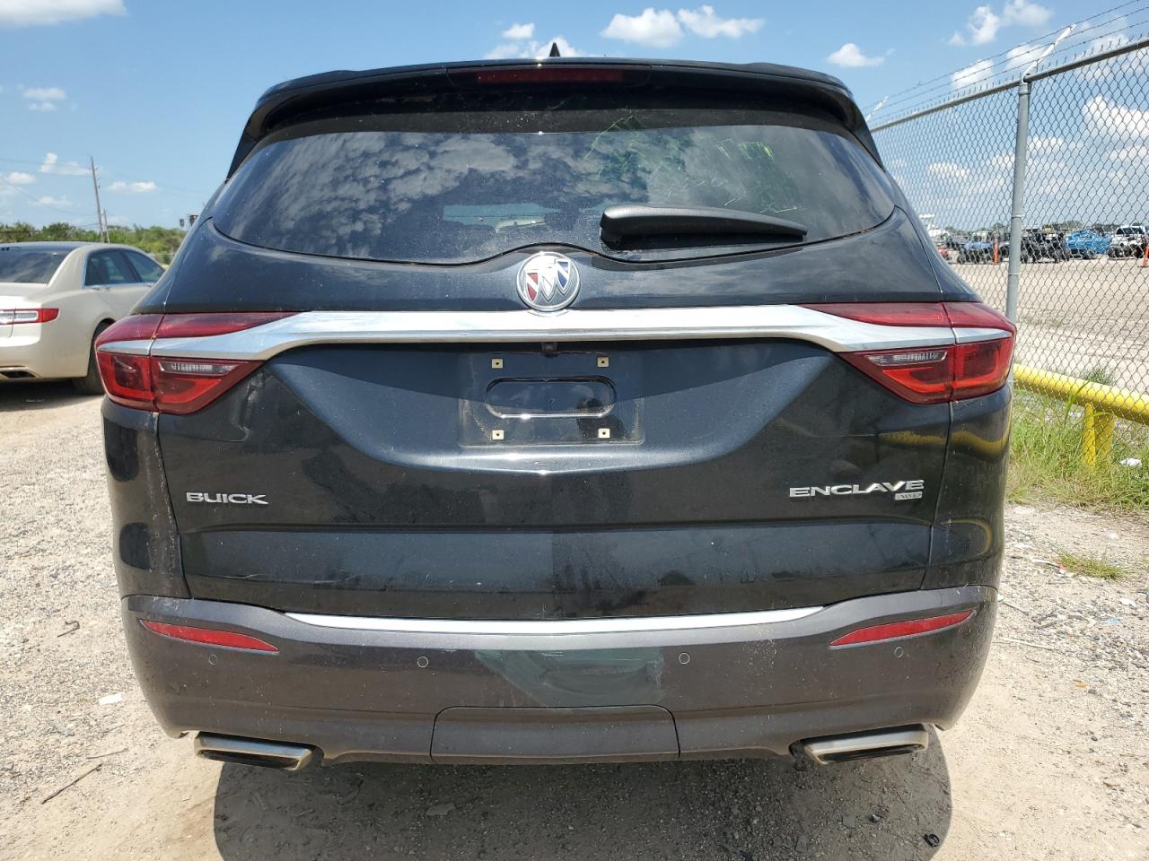 2018 Buick Enclave Essence VIN: 5GAEVAKW5JJ245064 Lot: 62188524