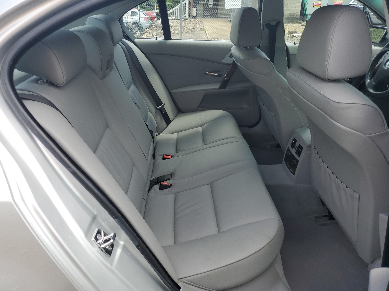 WBANE53516CK87042 2006 BMW 525 I