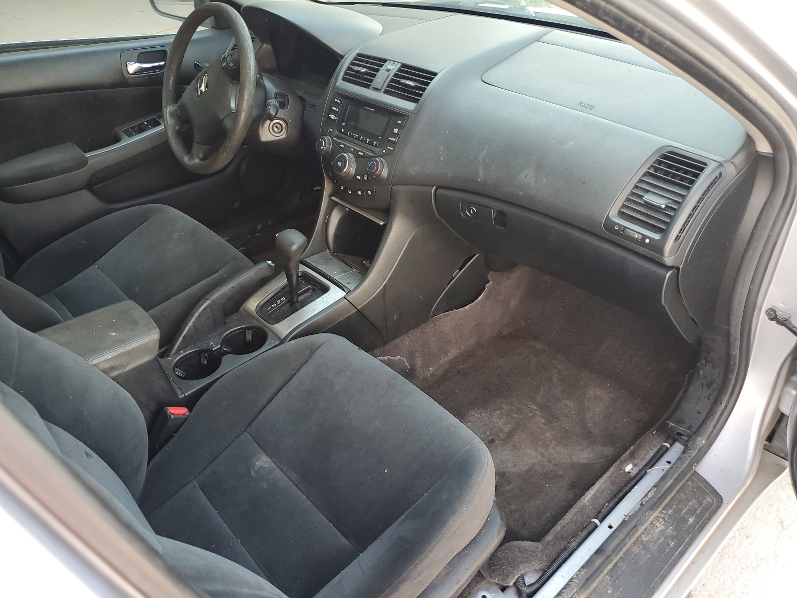 1HGCM566X4A130797 2004 Honda Accord Ex