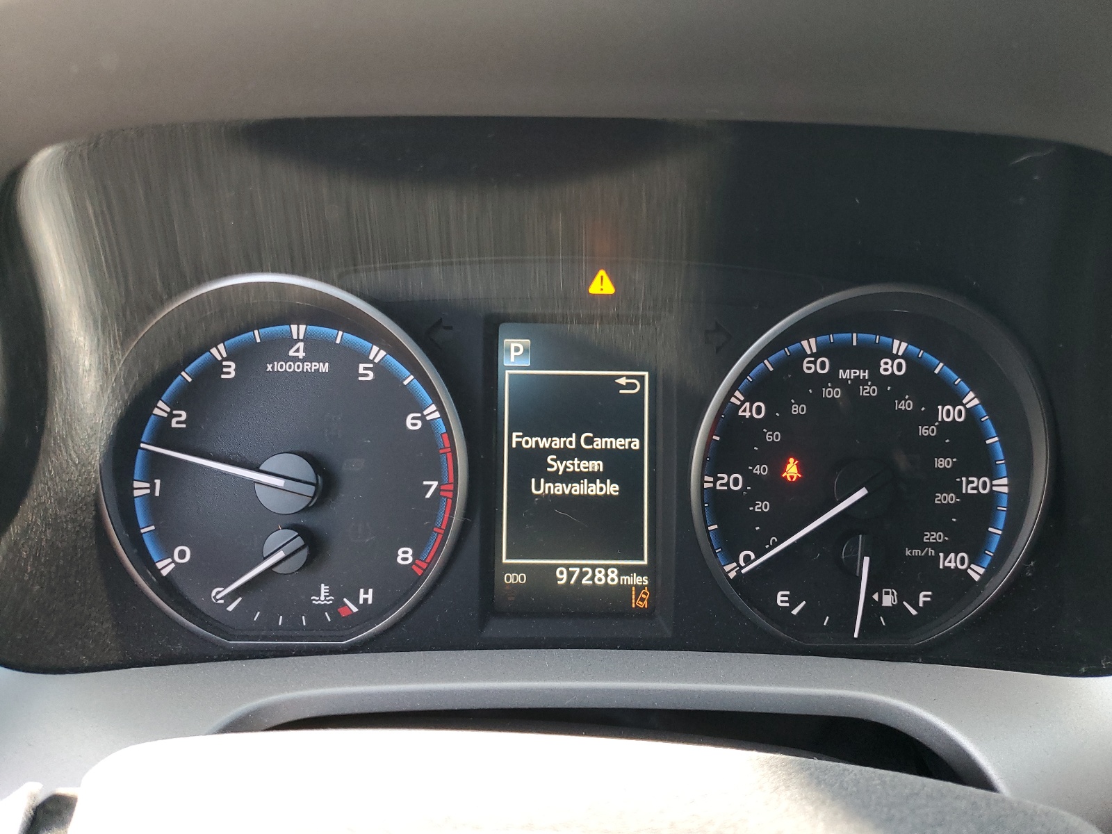 2T3ZFREV8HW402726 2017 Toyota Rav4 Le