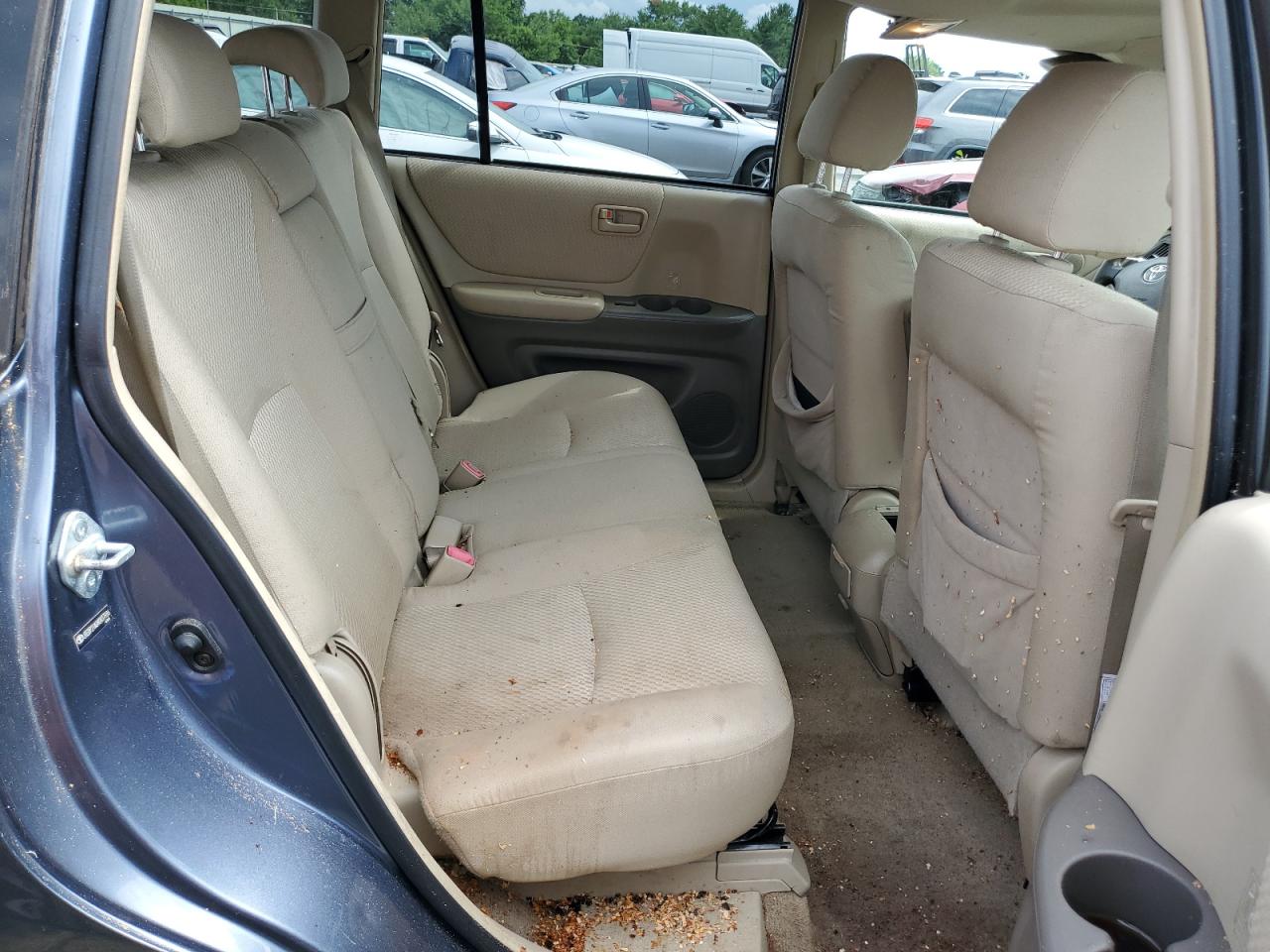 2004 Toyota Highlander Base VIN: JTEDP21A040037986 Lot: 64744474