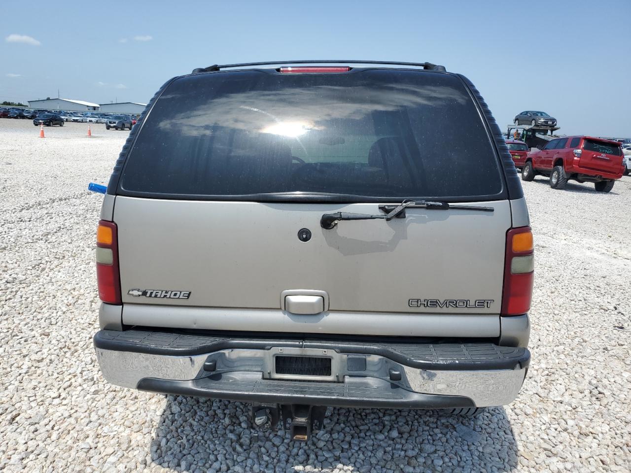 2002 Chevrolet Tahoe C1500 VIN: 1GNEC13Z82R255515 Lot: 63176474