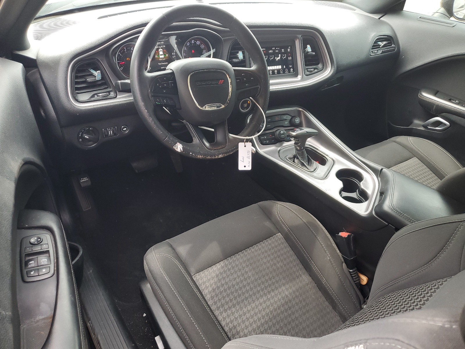 2C3CDZAG1KH627858 2019 Dodge Challenger Sxt