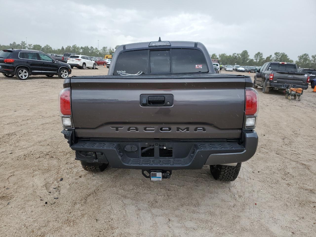 2016 Toyota Tacoma Double Cab VIN: 5TFAZ5CN8GX020514 Lot: 63240434