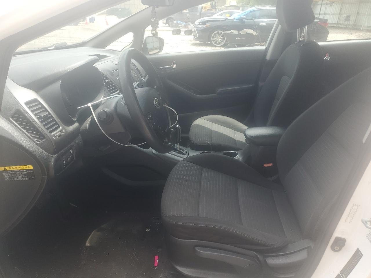 2015 Kia Forte Lx VIN: KNAFX4A60F5427607 Lot: 63837124