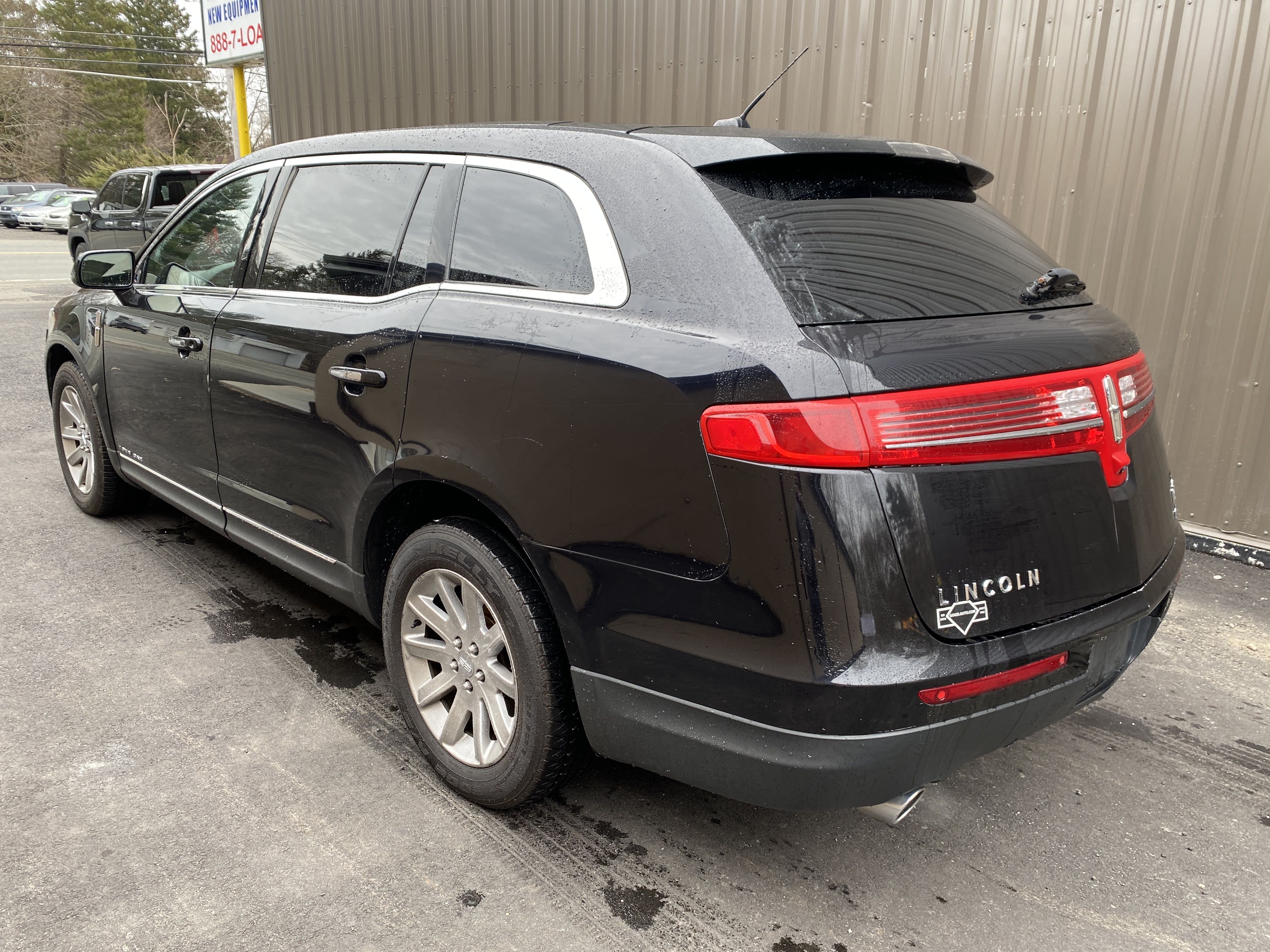 2019 Lincoln Mkt vin: 2LMHJ5NK5KBL01095