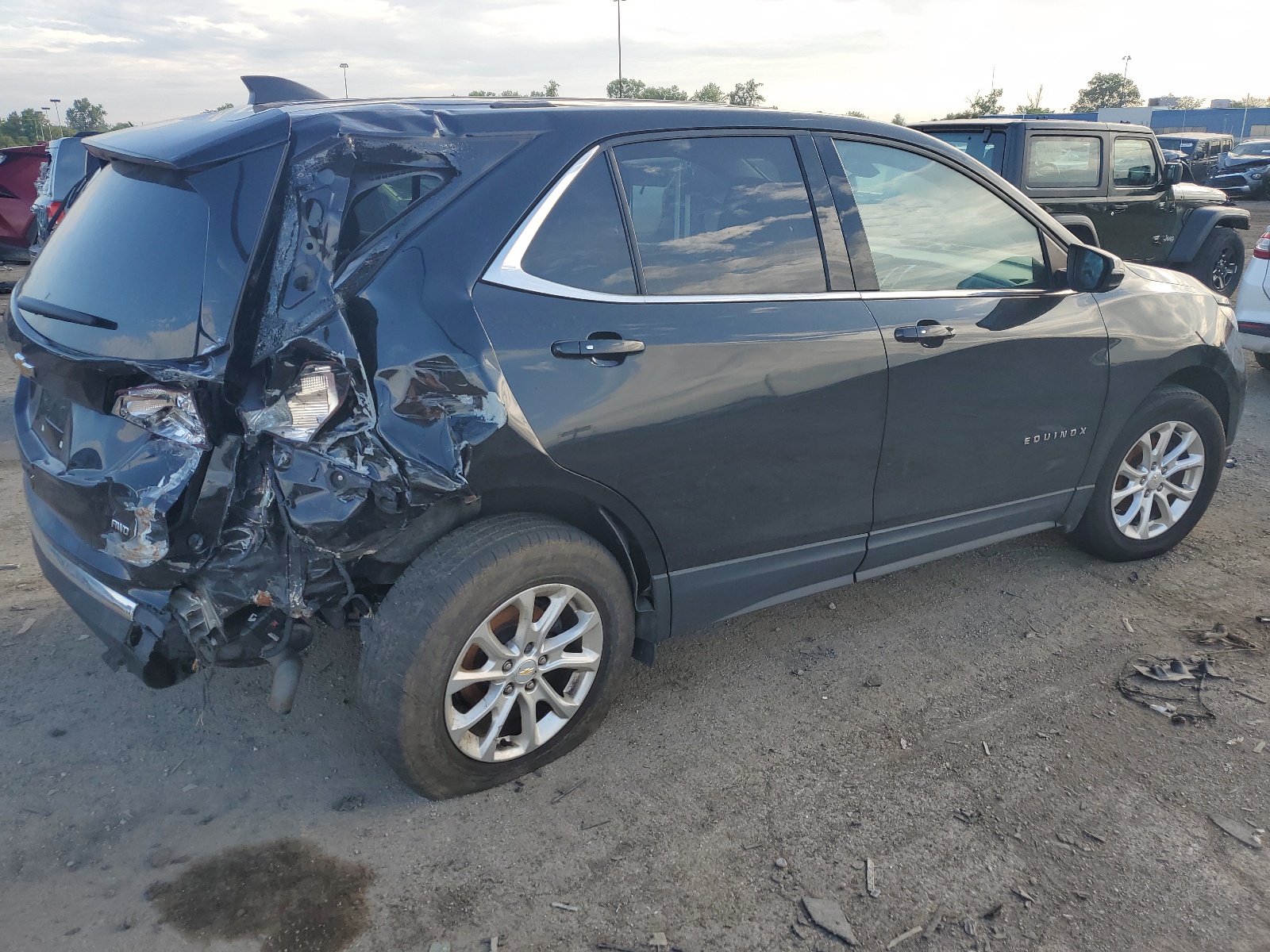 2018 Chevrolet Equinox Lt vin: 2GNAXSEV4J6131013